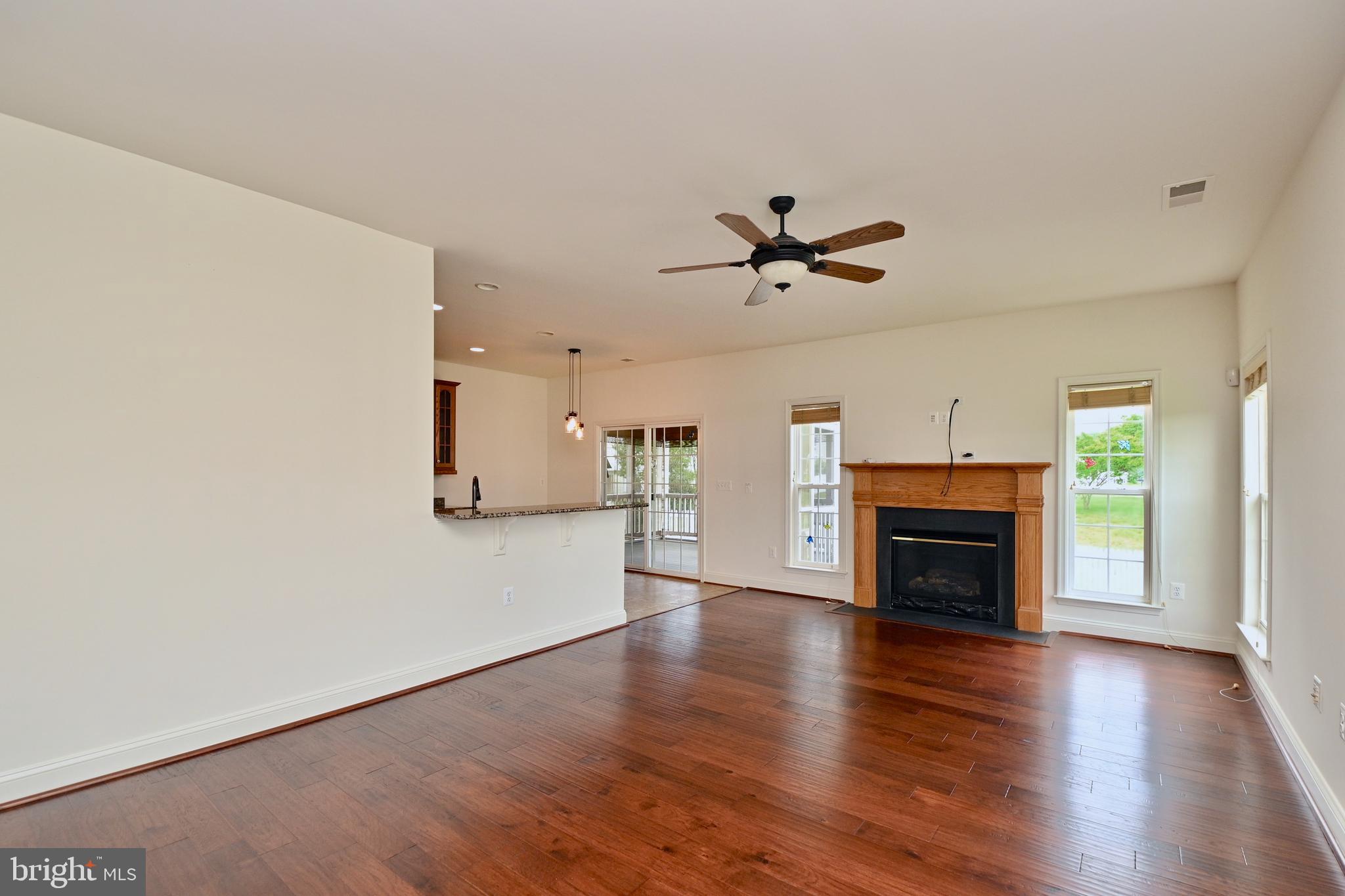 VIRGINIA HERITAGE AT LEE'S PARK - Residential