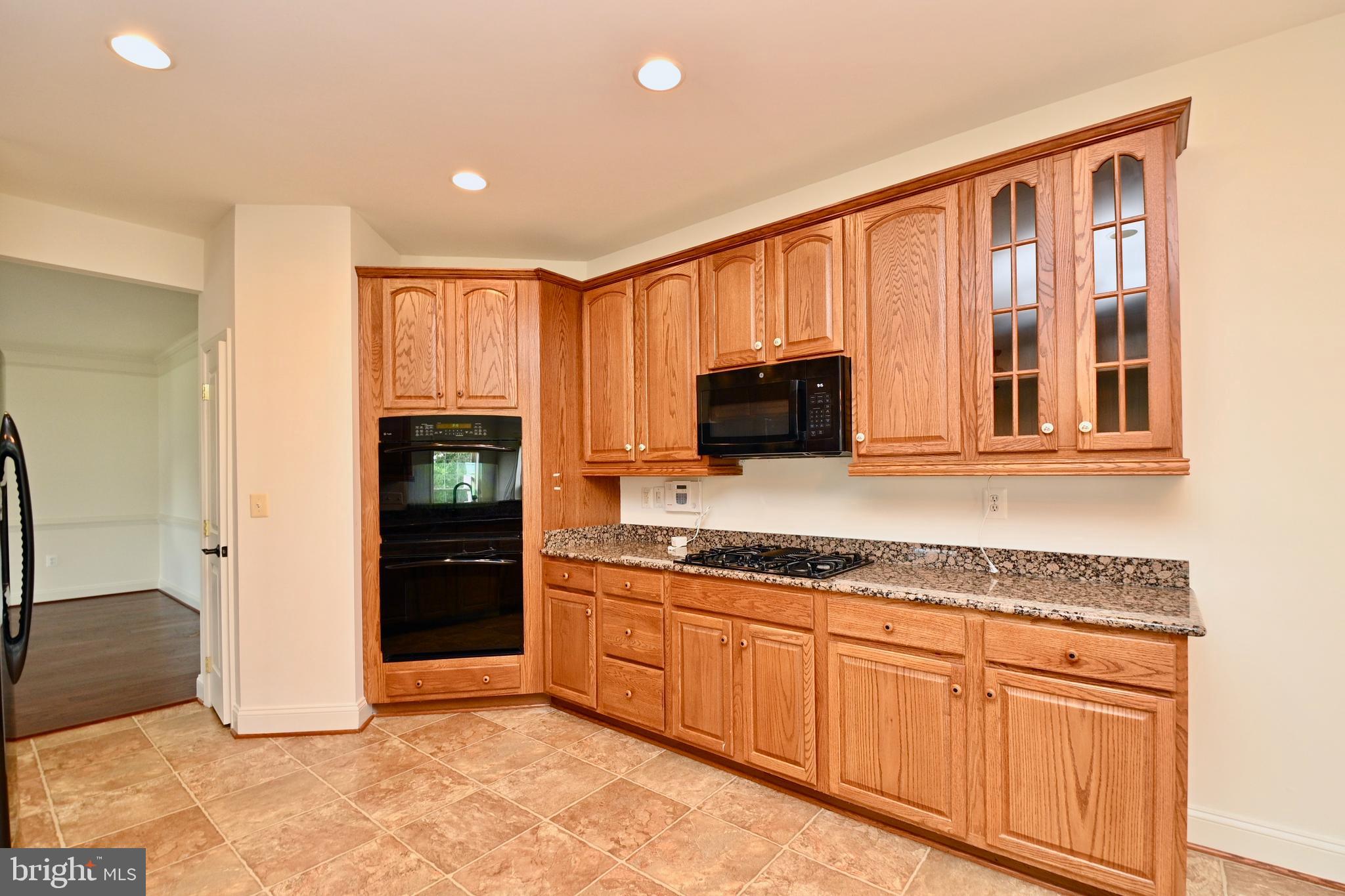 VIRGINIA HERITAGE AT LEE'S PARK - Residential