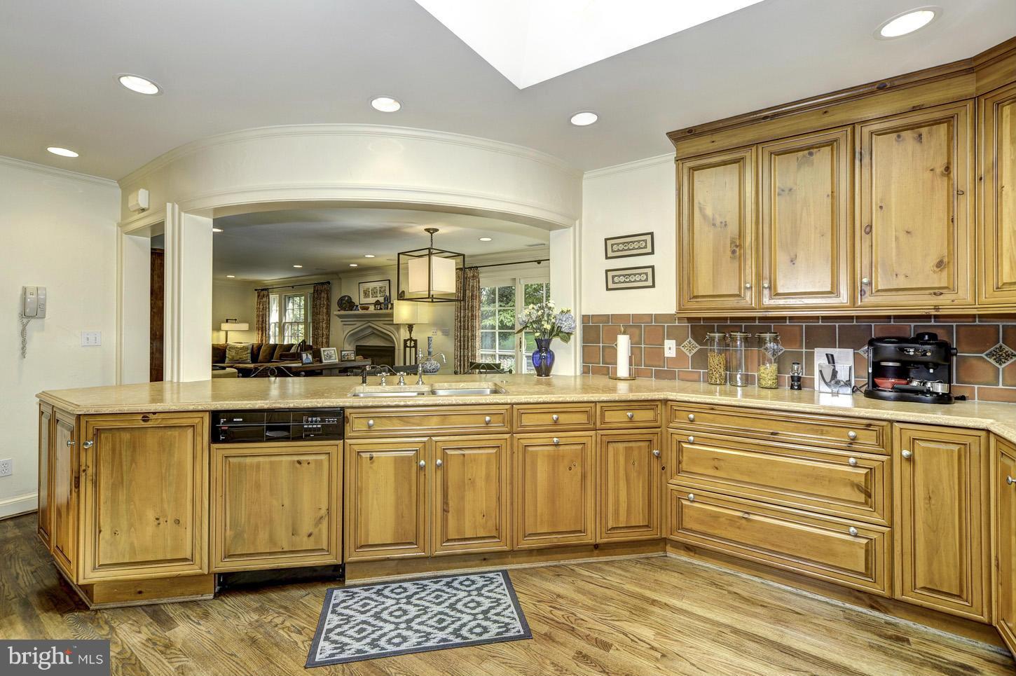 CHEVY CHASE - Residential