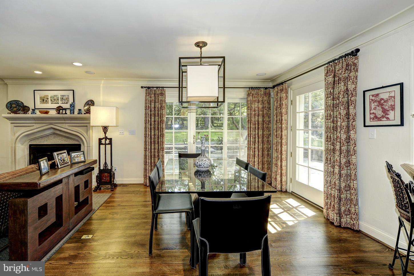 CHEVY CHASE - Residential