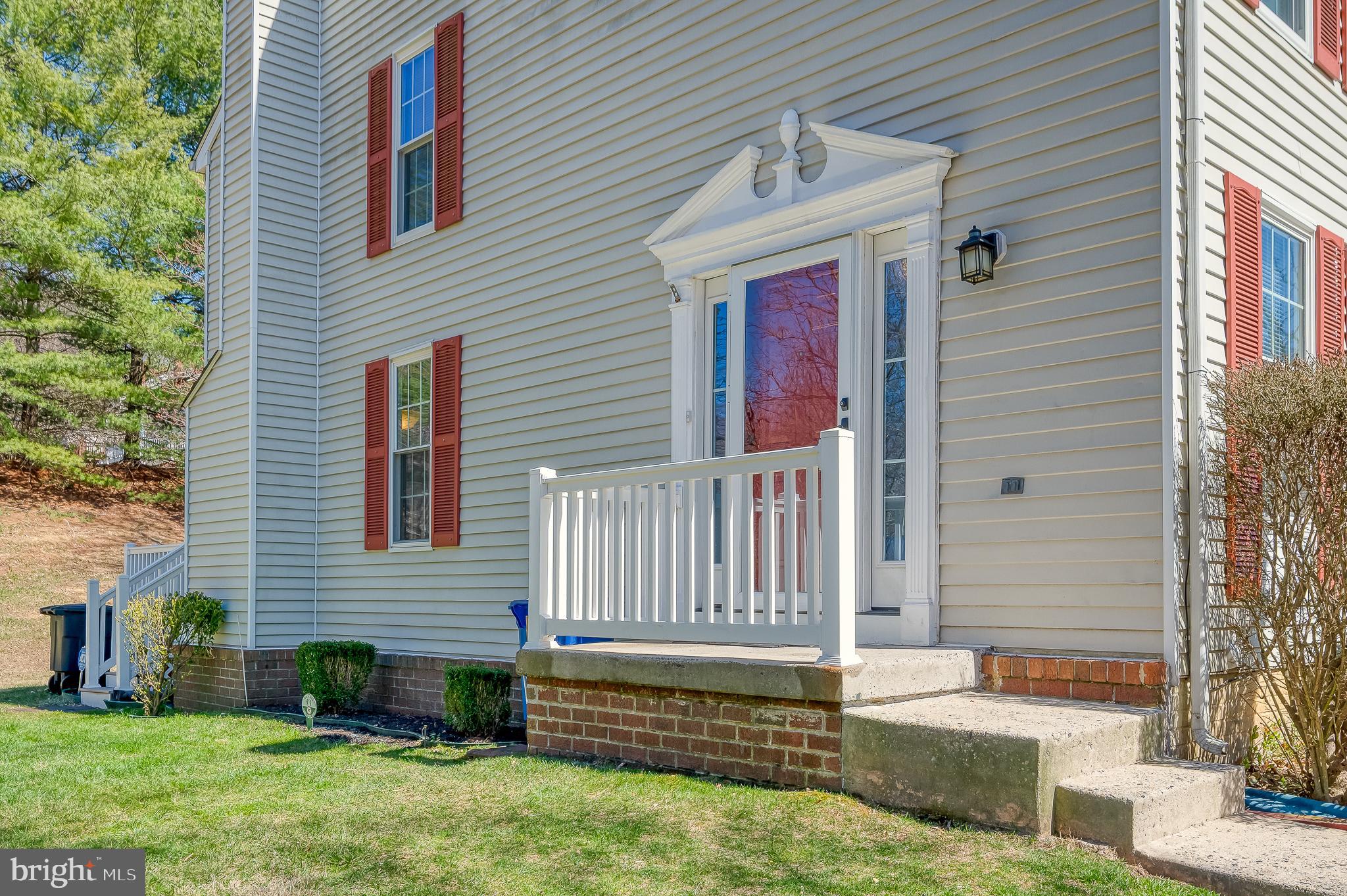 VILLAGE AT THOMAS RUN - Residential