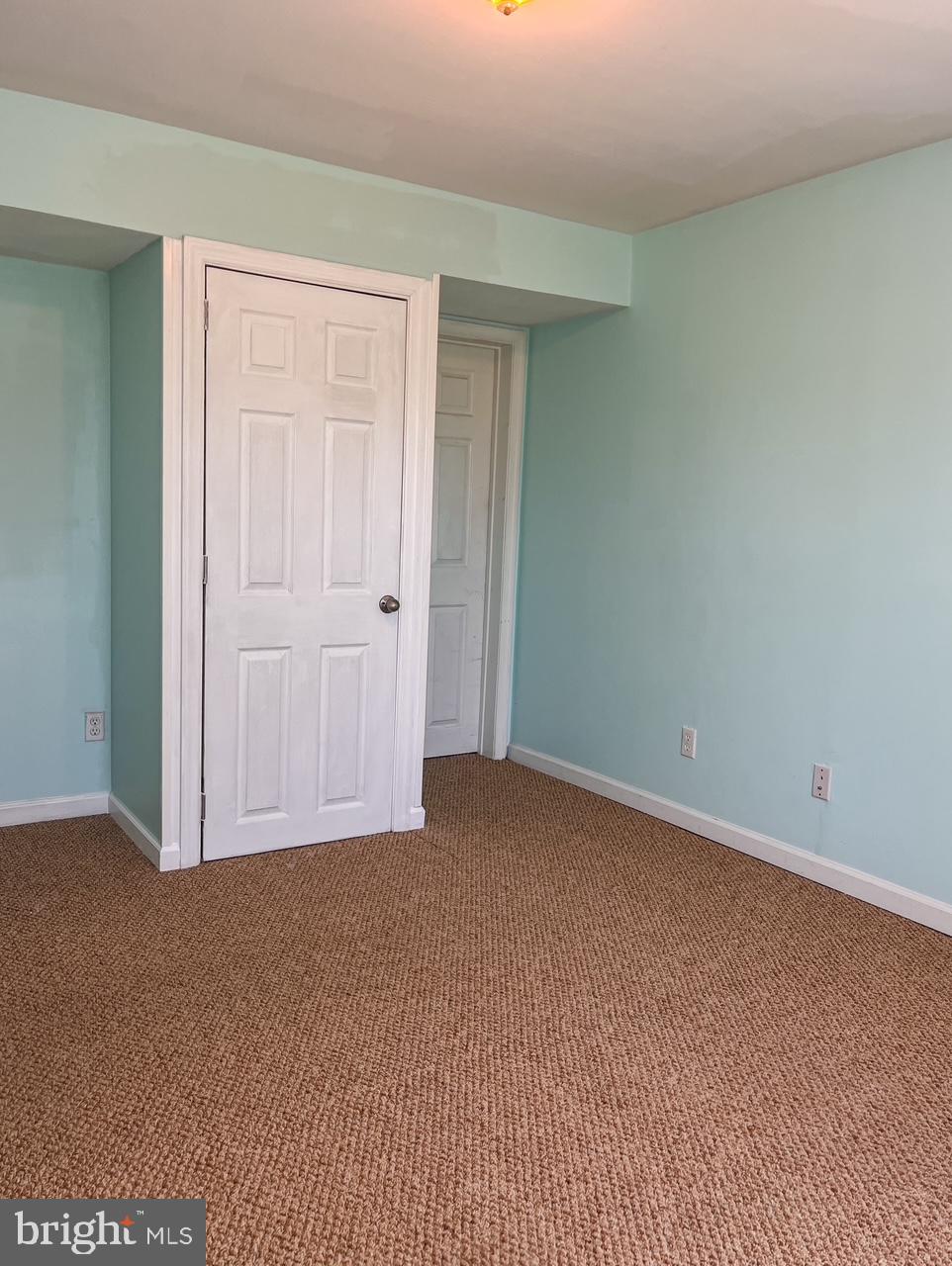 WARREN PARK - Residential