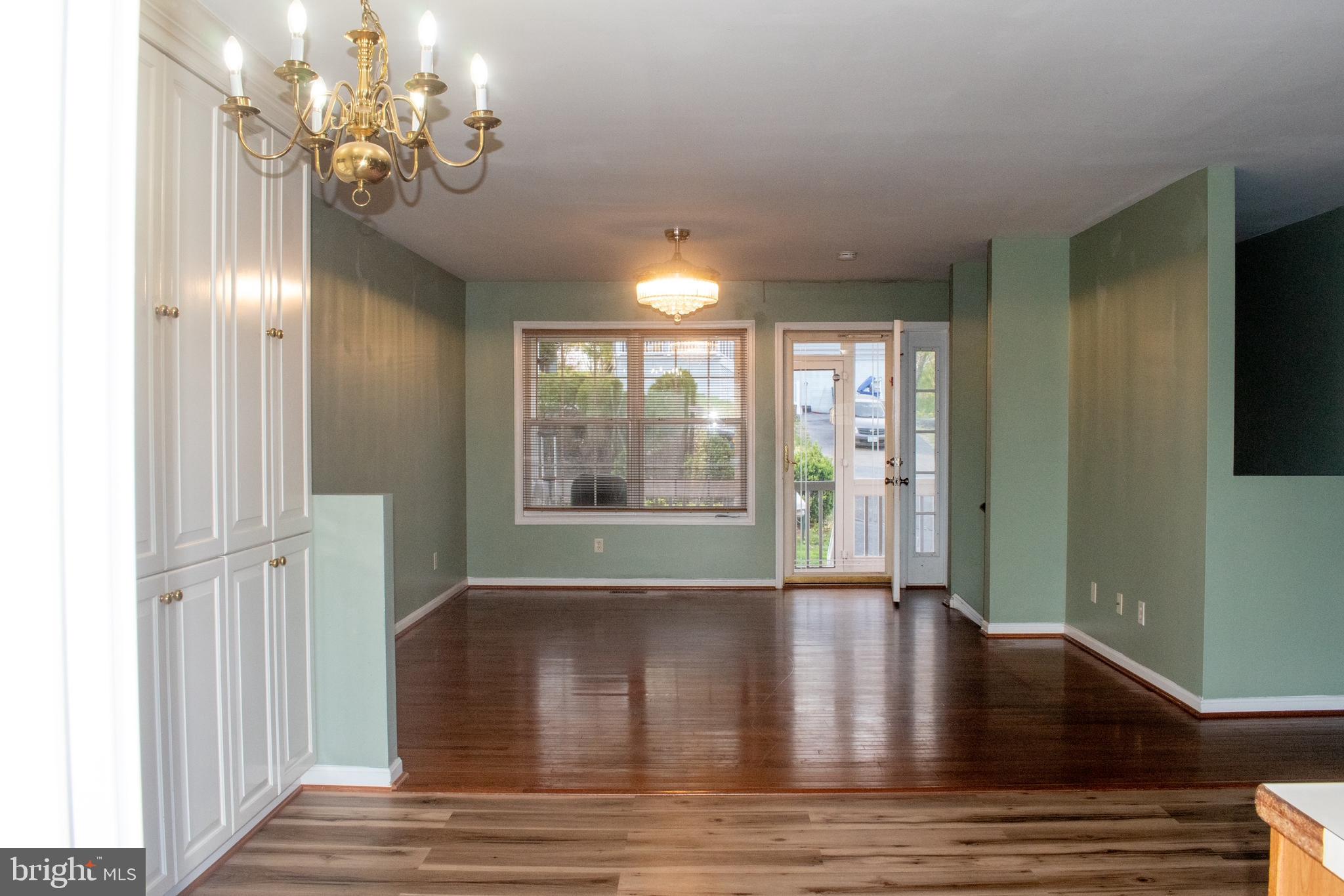 WARREN PARK - Residential