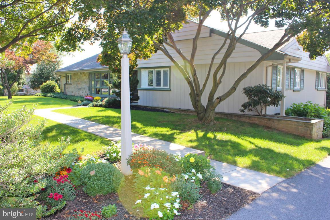 BEVERLY ESTATES - Residential