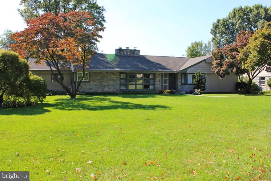 Quality Built Murry Custom Stone Ranch Home. Hardwood Floors in Living & Family Rooms, Both Having Stone Fireplaces. Kitchen/Breakfast Room Area Addition & Formal Dining Room. Daylight Basement has Multiple Uses with a Kitchenette & Full Bath w/Shower. Master Bed-Bath & 2 Other Good Sized Bedrooms. Garage can Accommodate 4 Cars. Gas Heat System w/Central Air that has 2 Compressors. Enjoy the Large Private Deck.