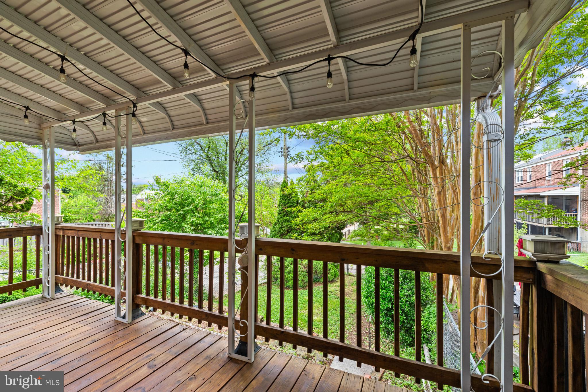 MEDWICK GARTH - Residential