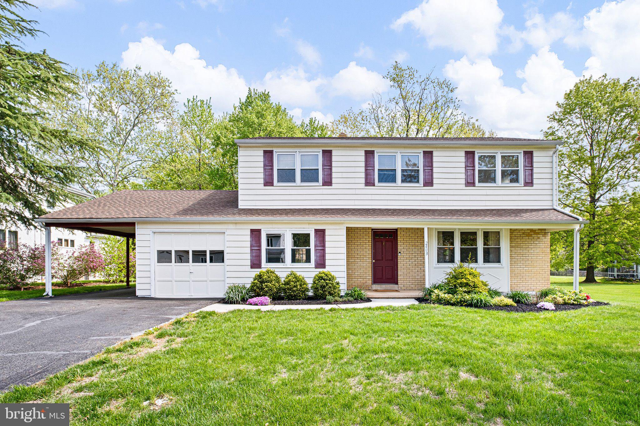 2403 LARKWOOD DRIVE