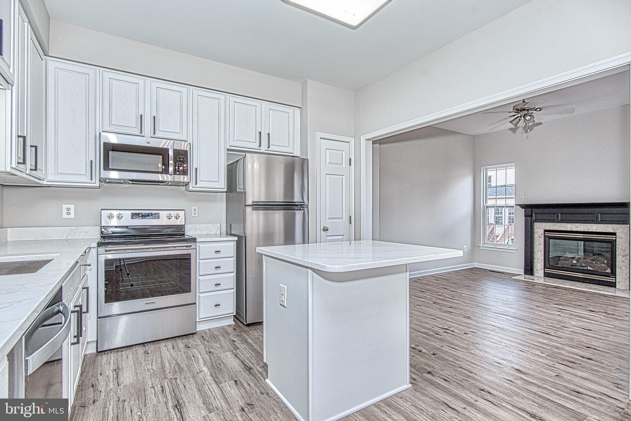 SOUTH RIDING - Residential Lease