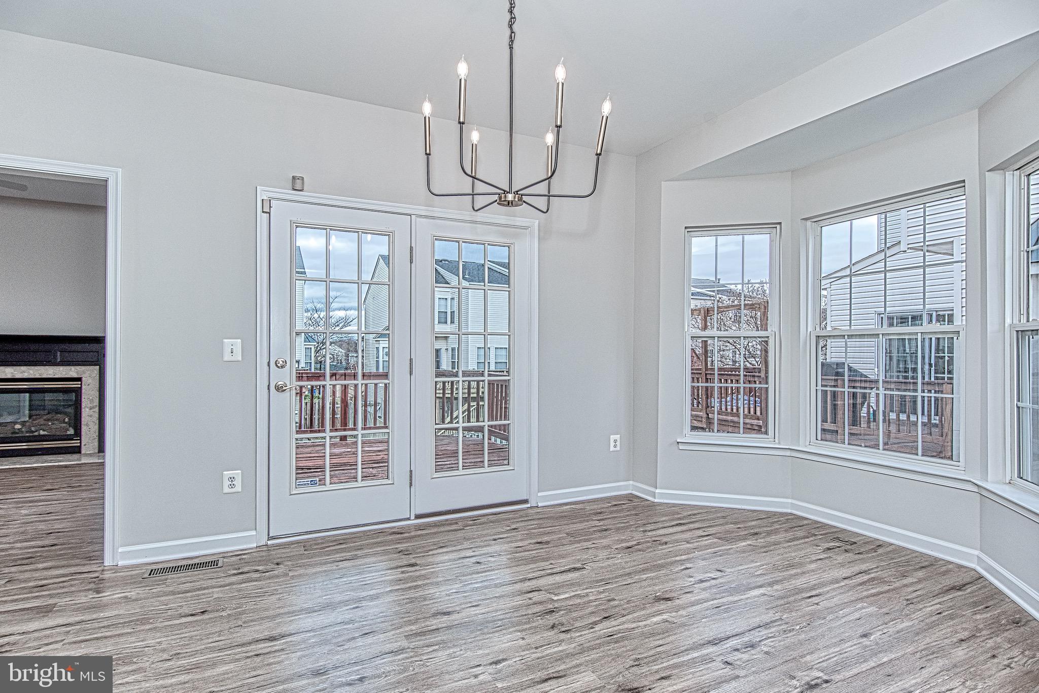 SOUTH RIDING - Residential Lease