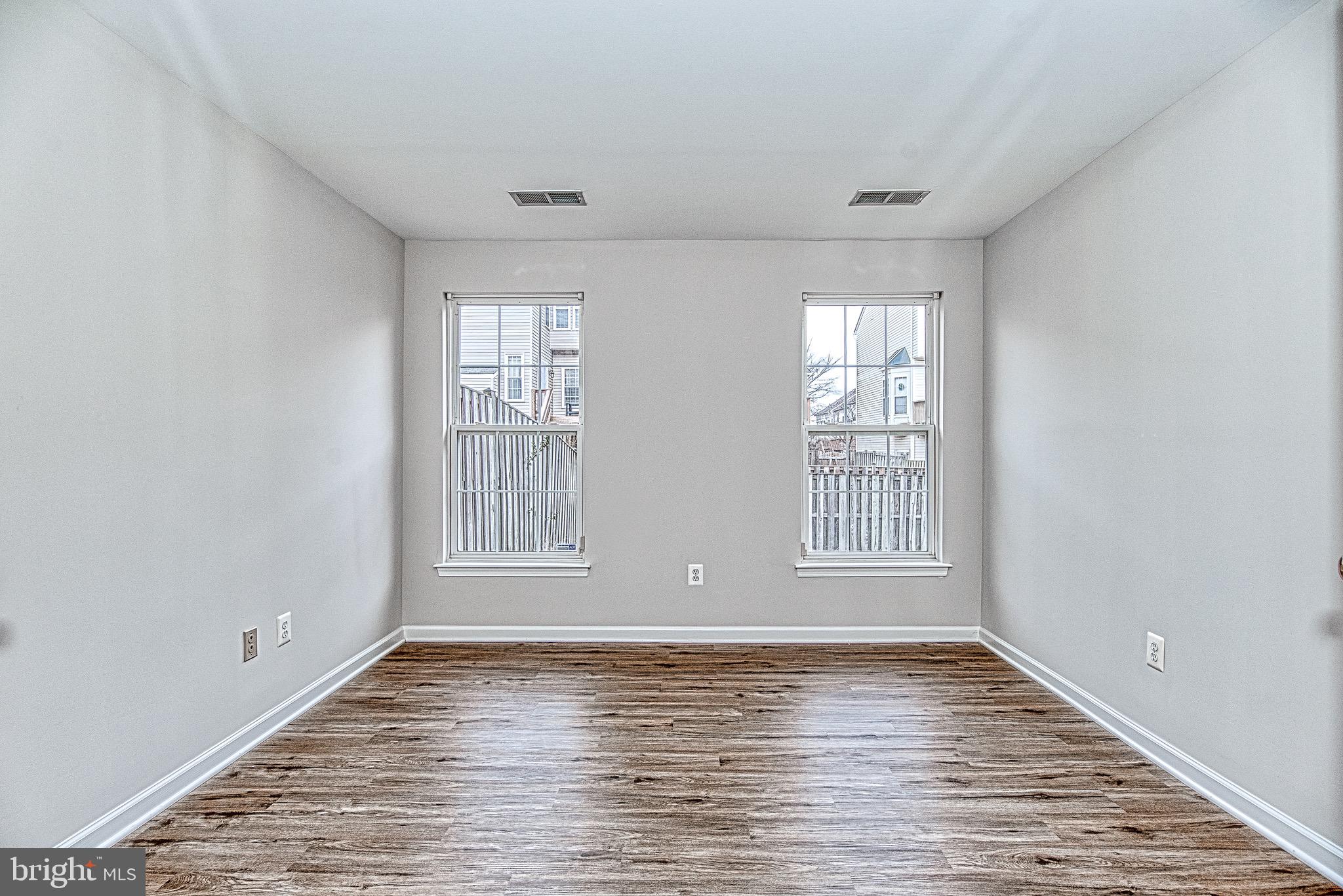 SOUTH RIDING - Residential Lease