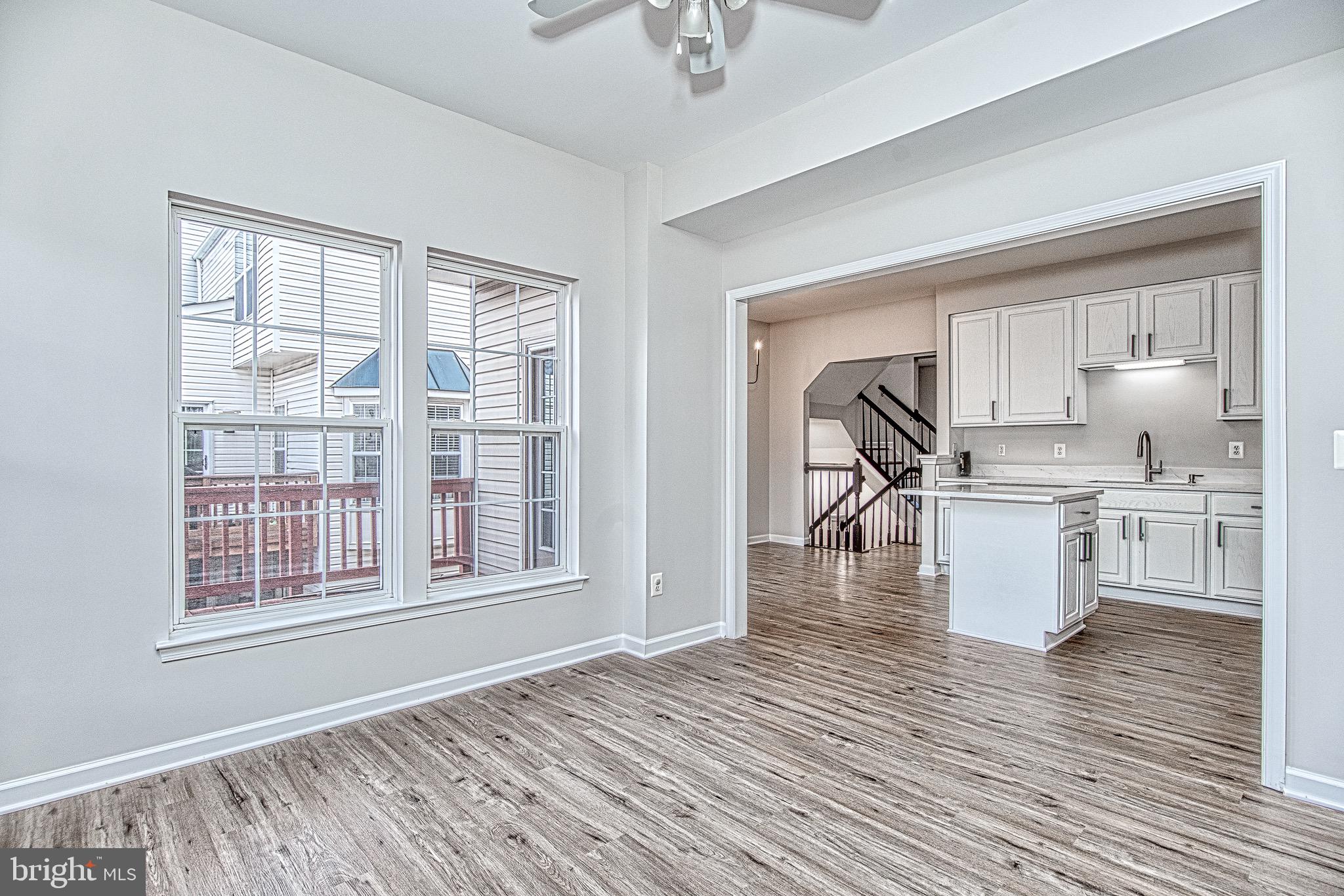 SOUTH RIDING - Residential Lease