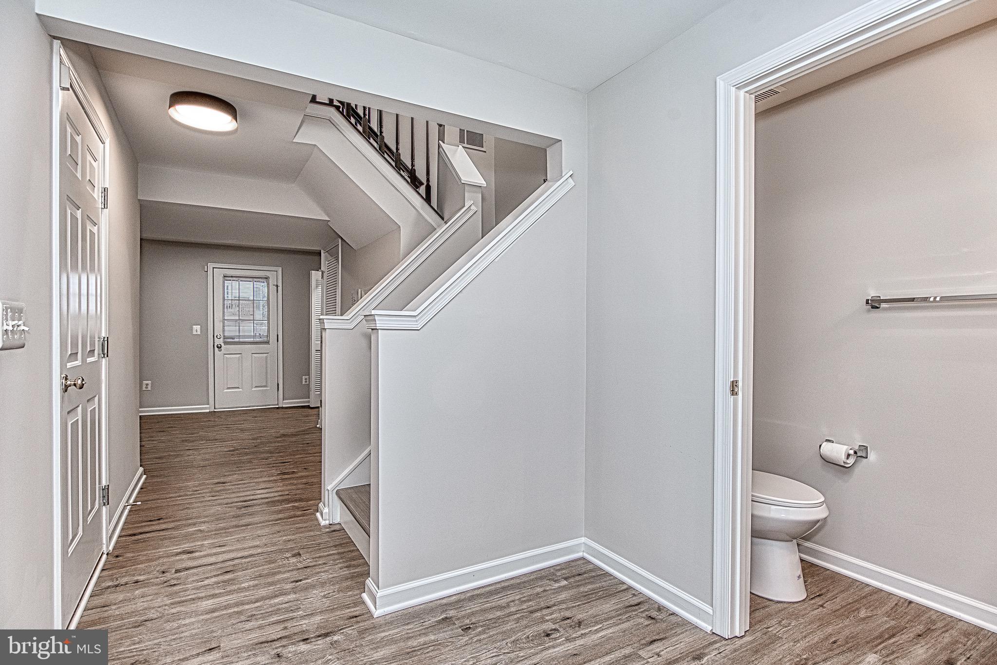 SOUTH RIDING - Residential Lease