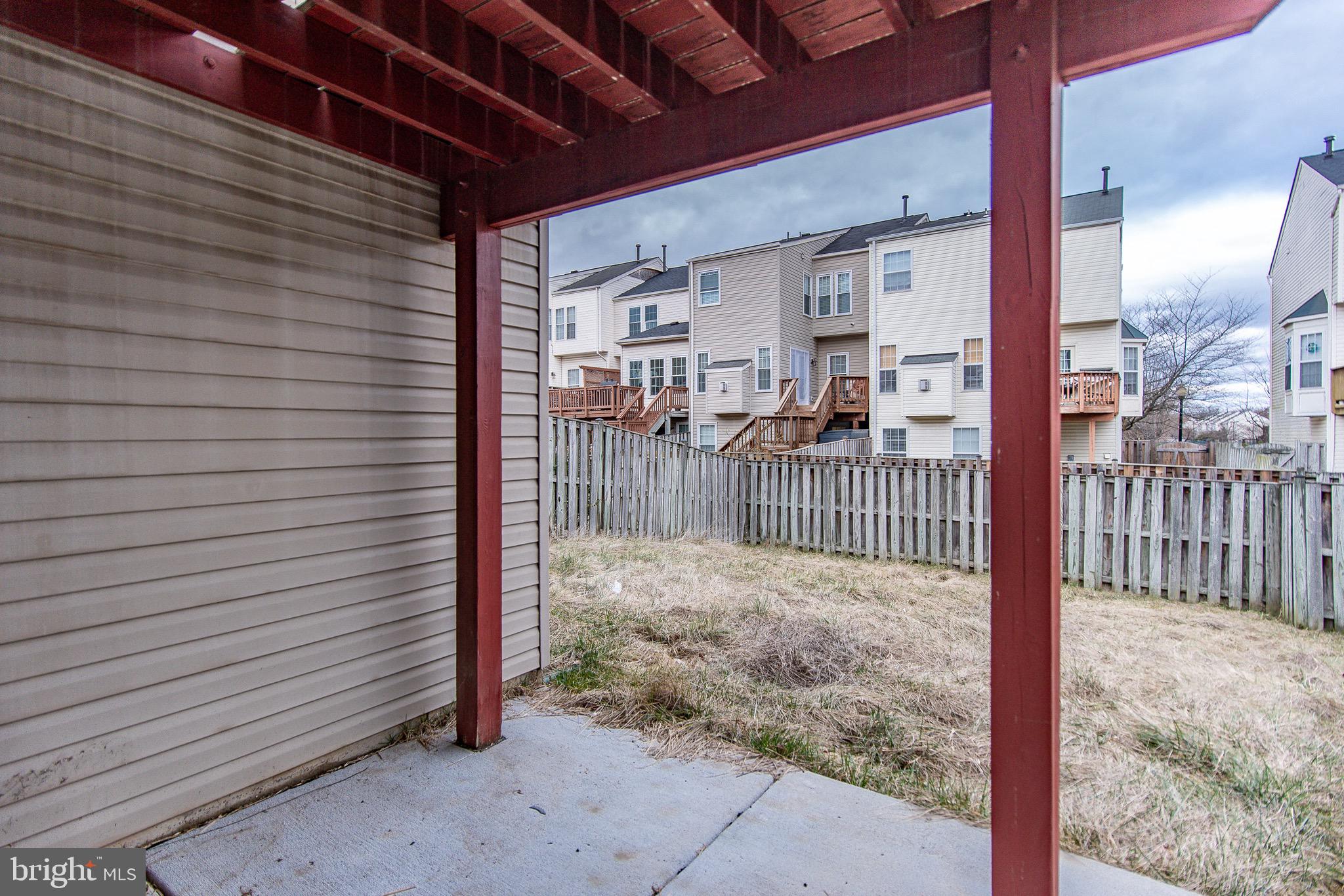 SOUTH RIDING - Residential Lease