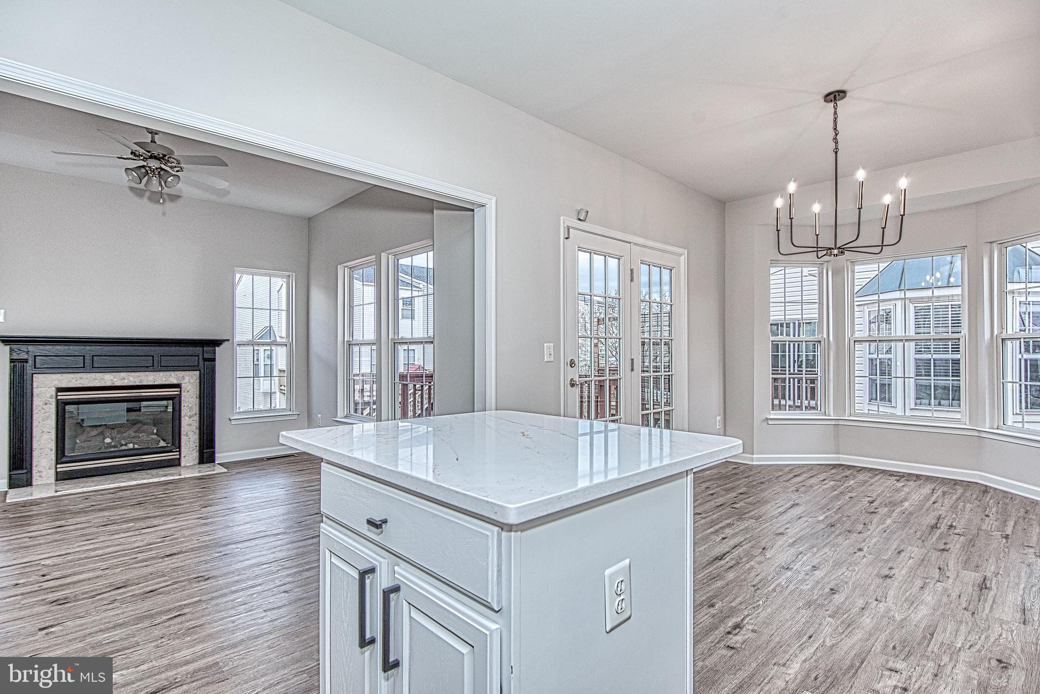 SOUTH RIDING - Residential Lease