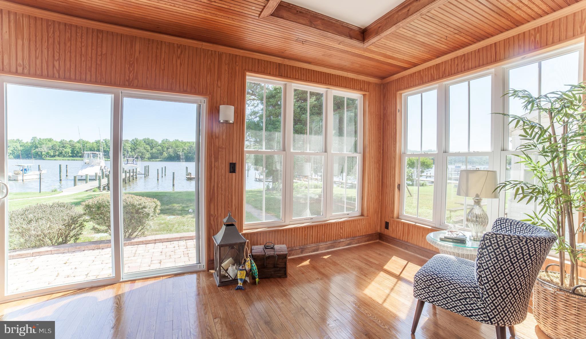 LONG POINT - Residential