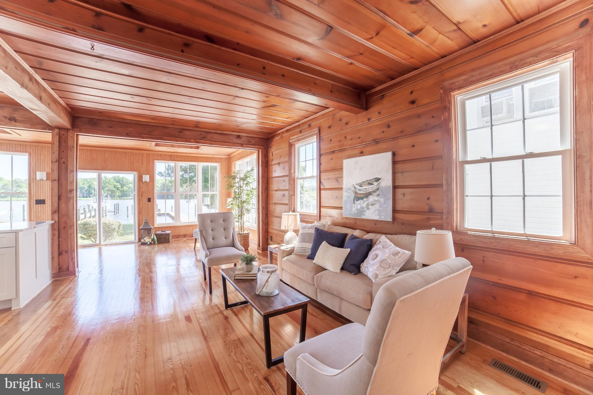 LONG POINT - Residential