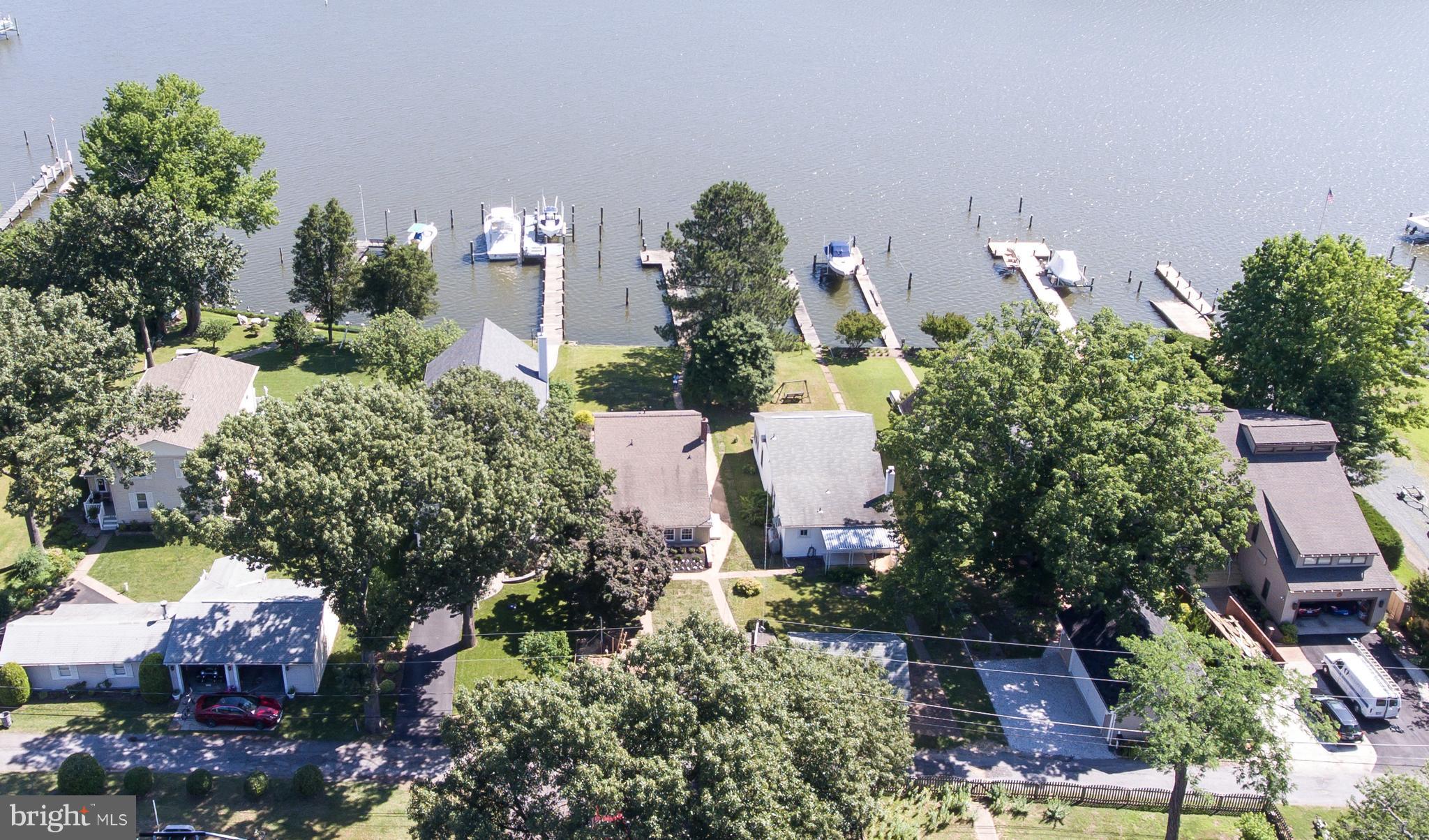 LONG POINT - Residential