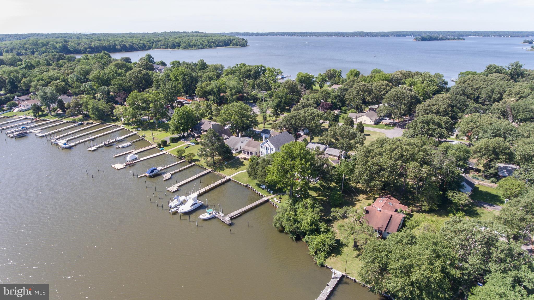 LONG POINT - Residential