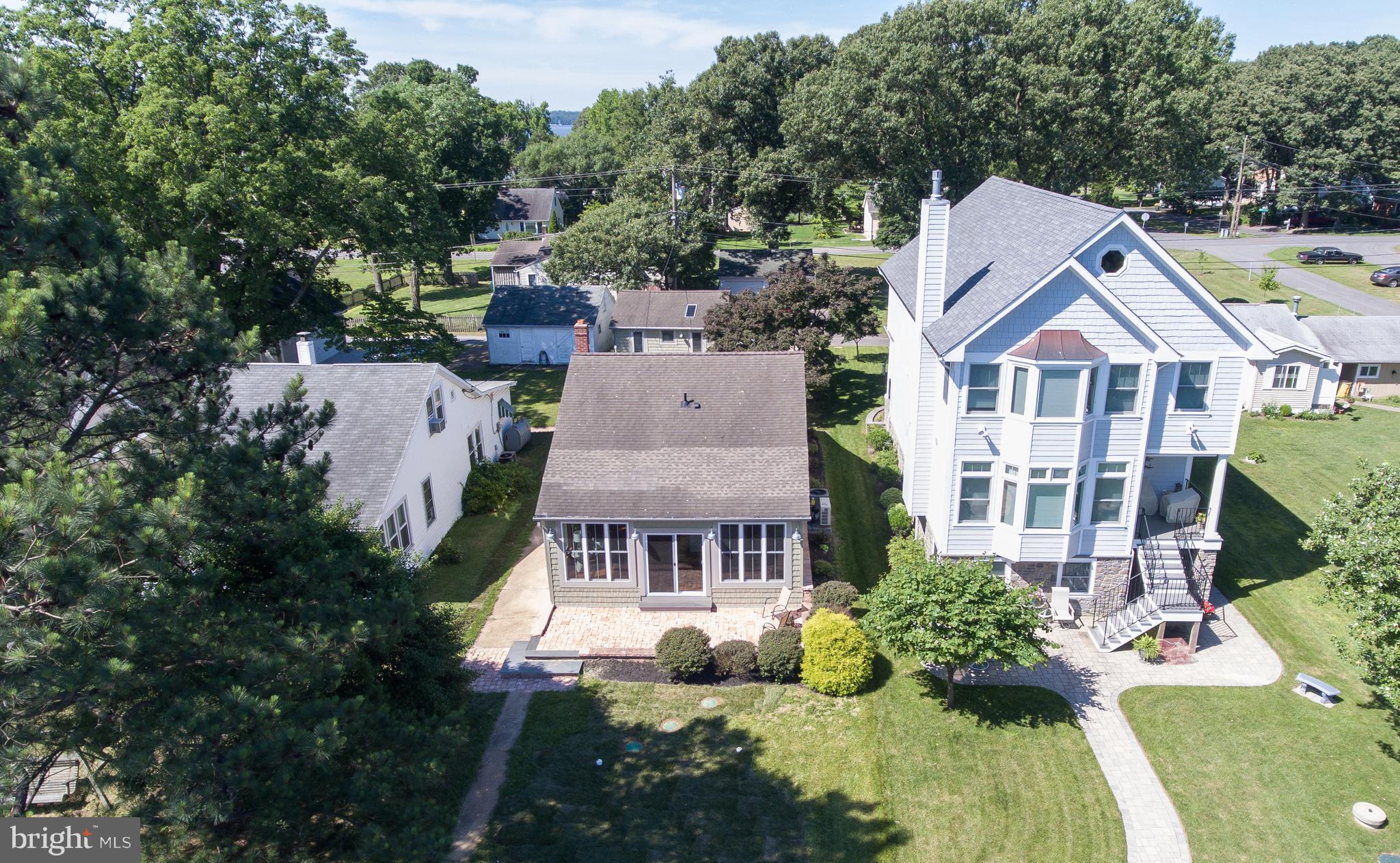 LONG POINT - Residential