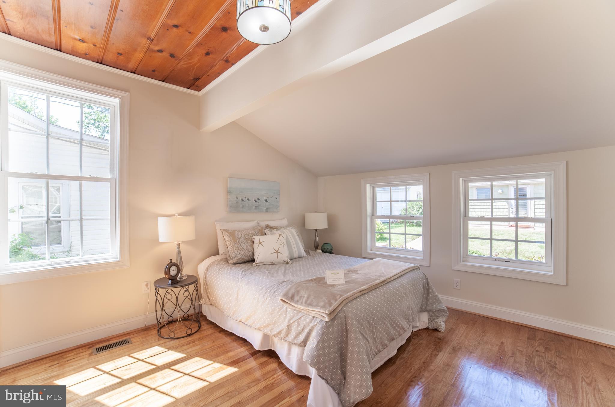 LONG POINT - Residential