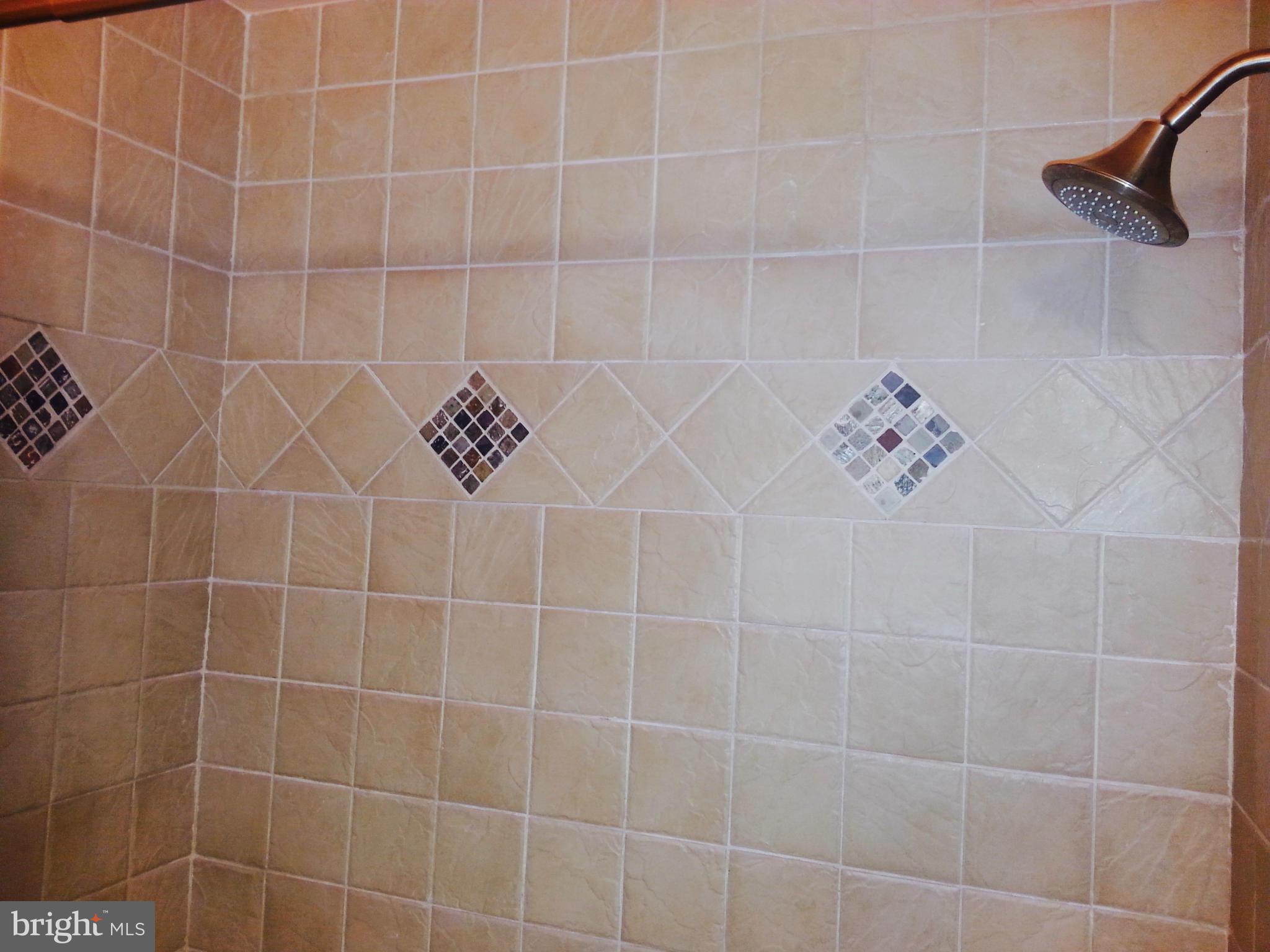 MARY-CATHERINE ESTATES - Residential