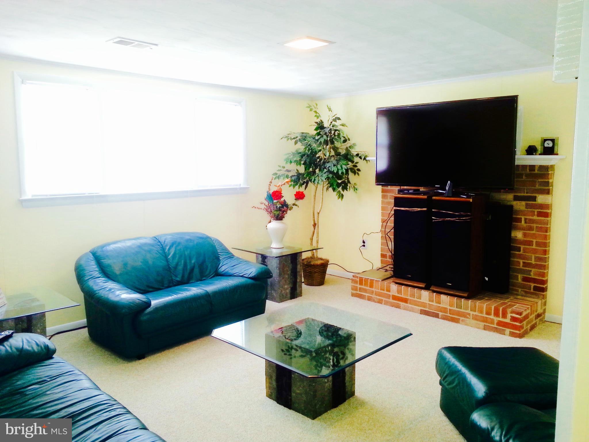 MARY-CATHERINE ESTATES - Residential