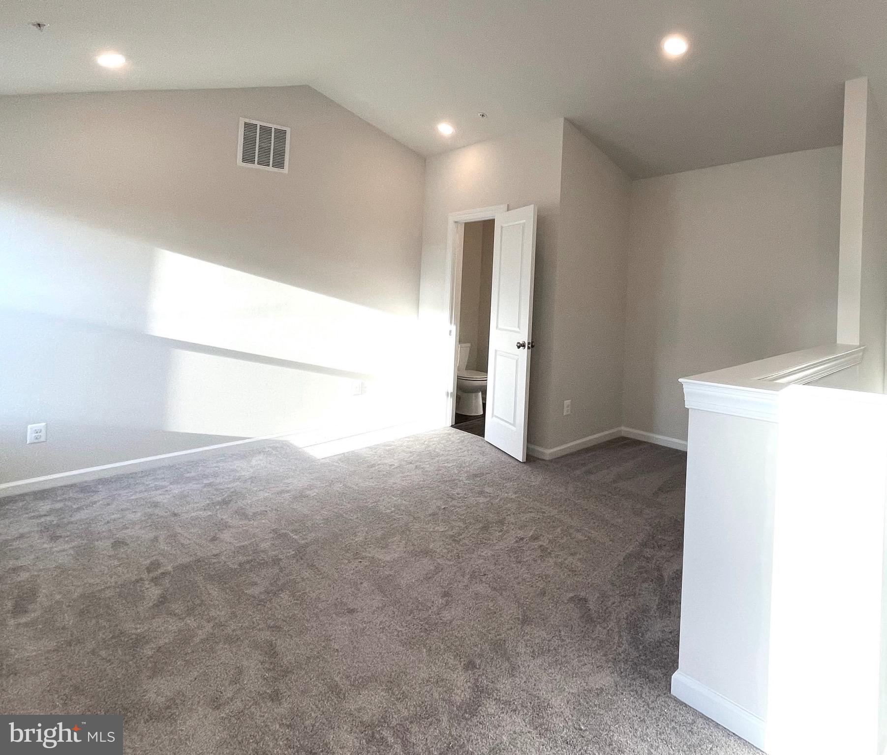 CLARKSBURG SQUARE - Residential Lease