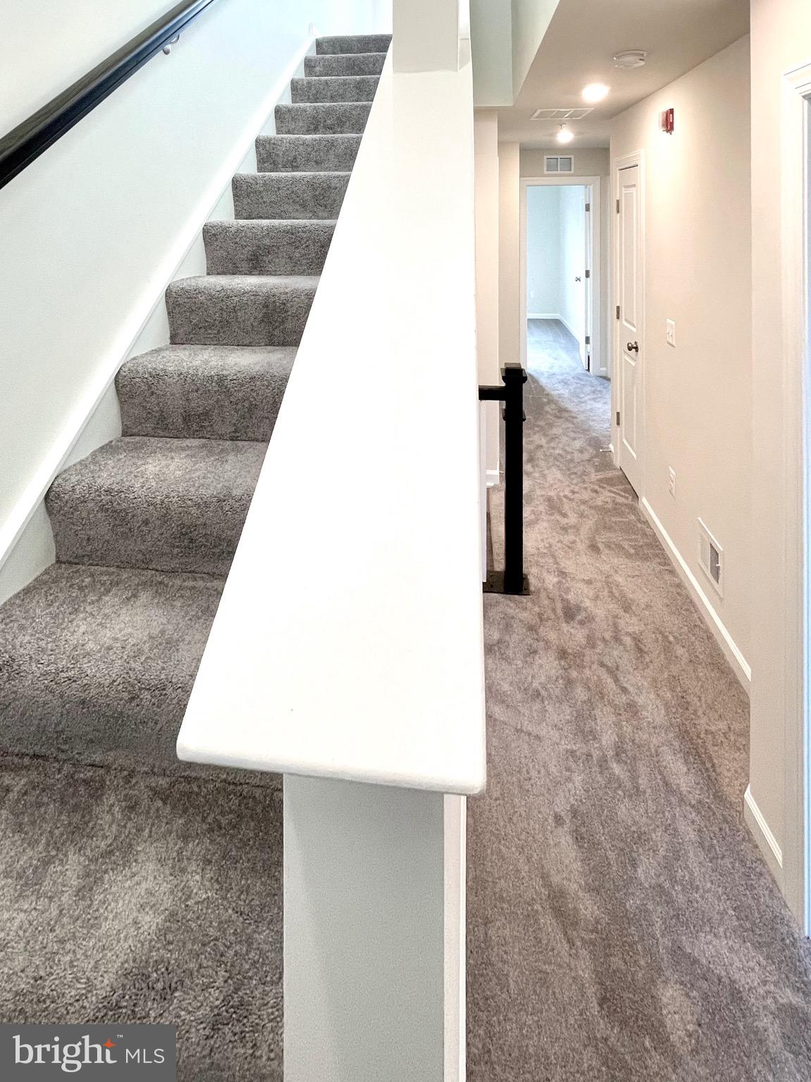 CLARKSBURG SQUARE - Residential Lease