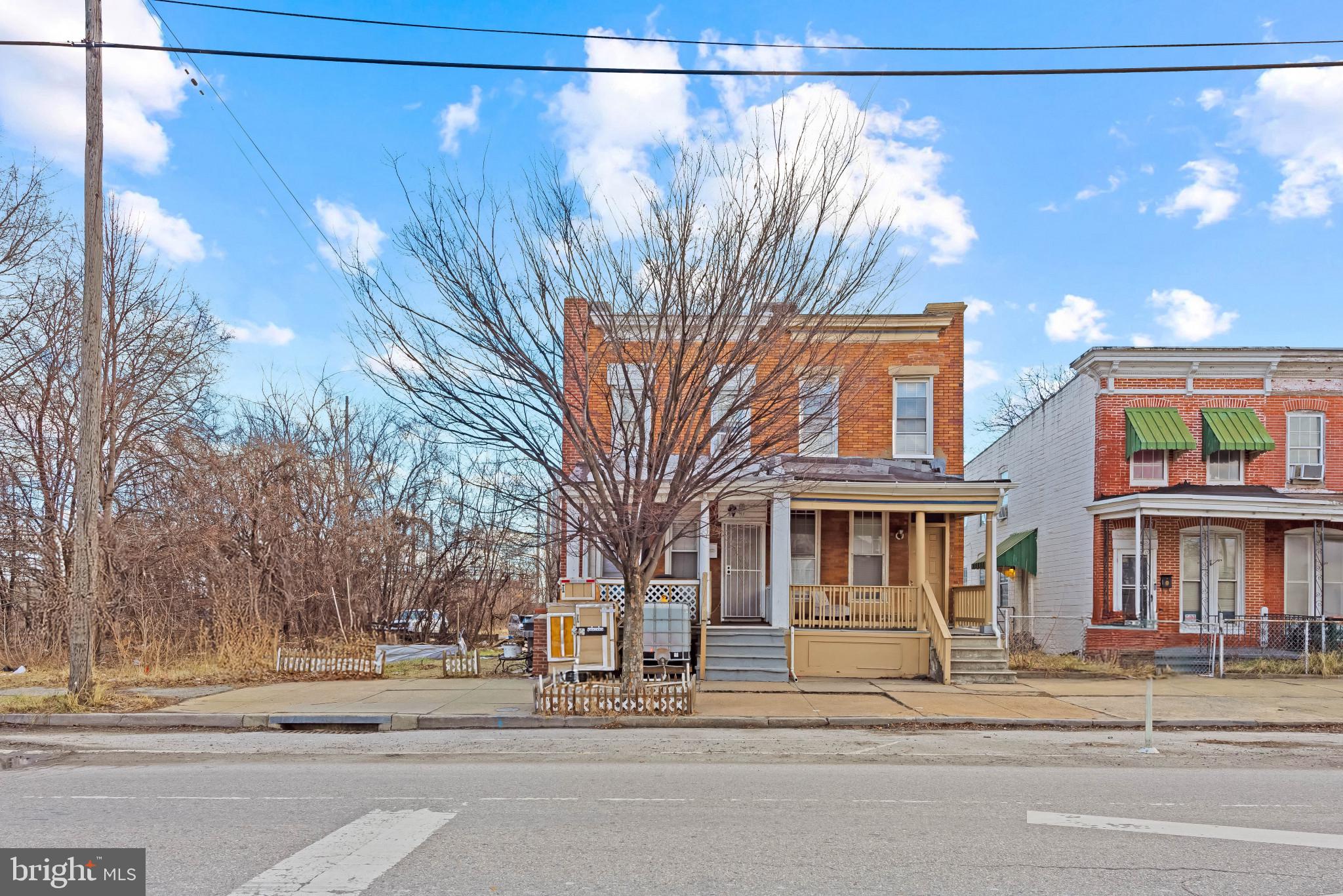 WESTPORT - Residential