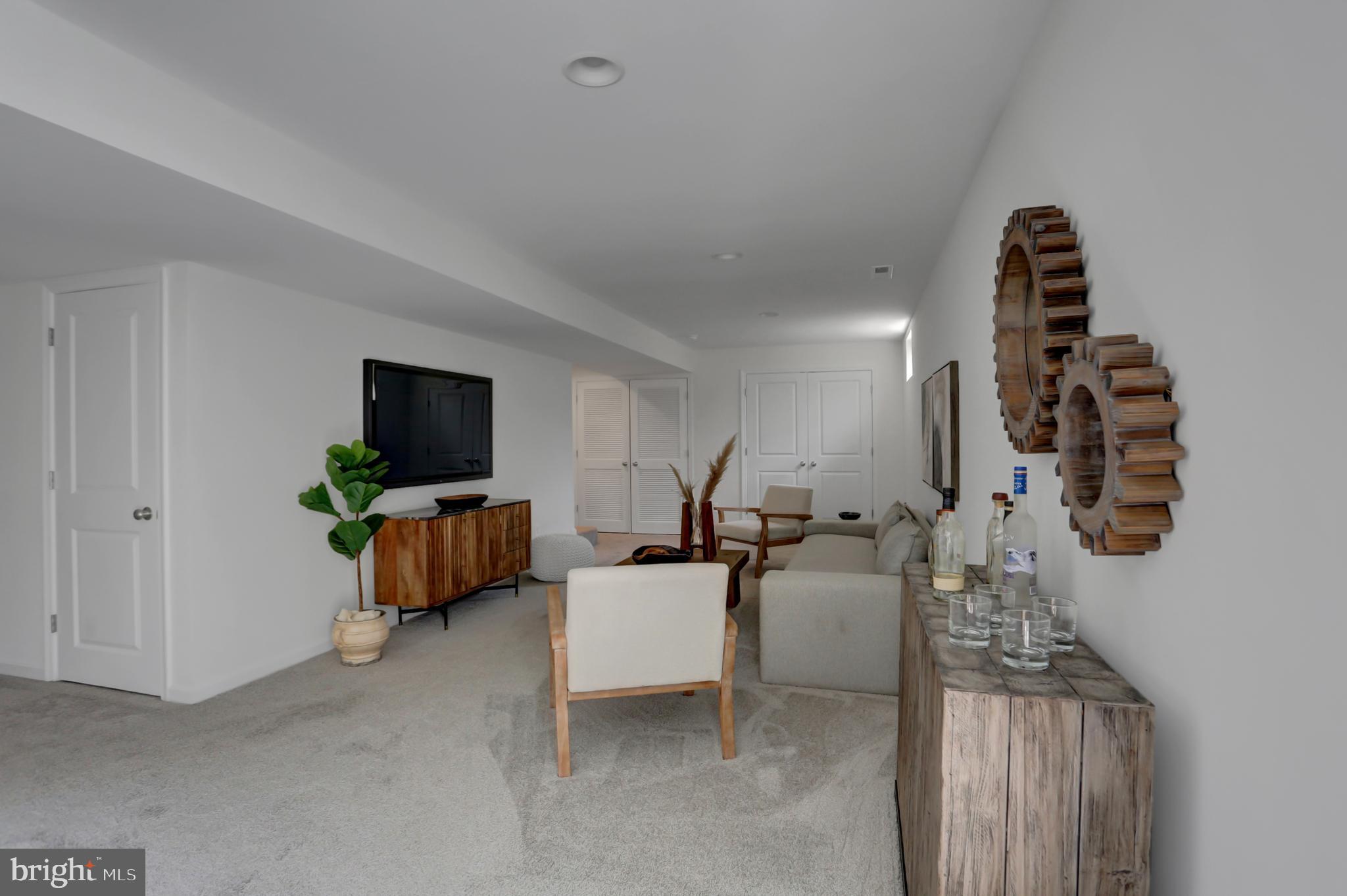 WARM SPRING RIDGE - Residential