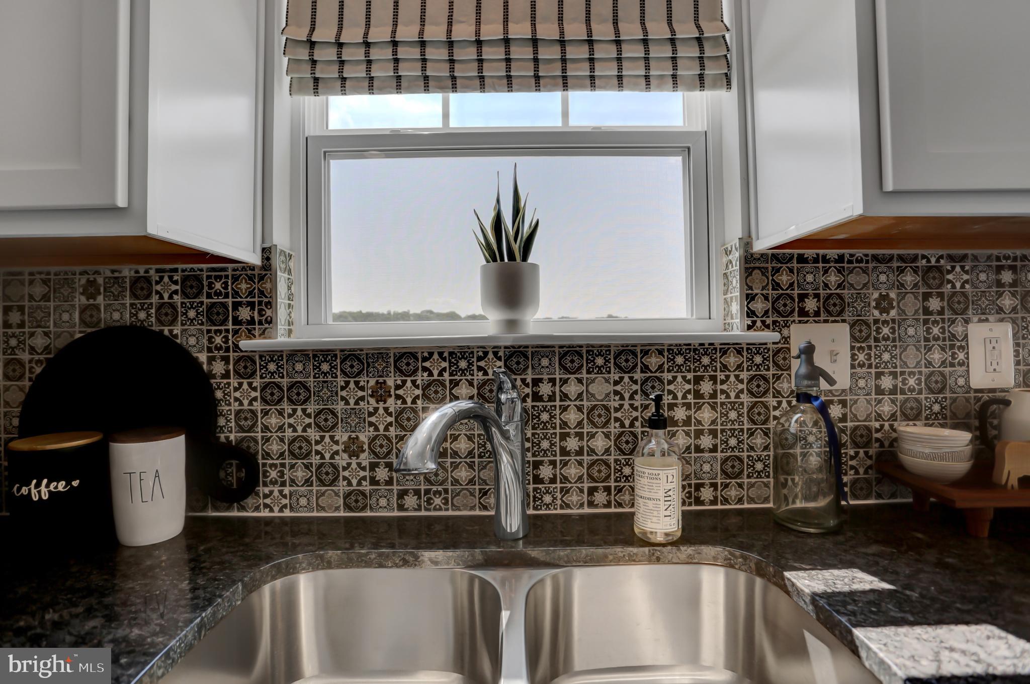 WARM SPRING RIDGE - Residential