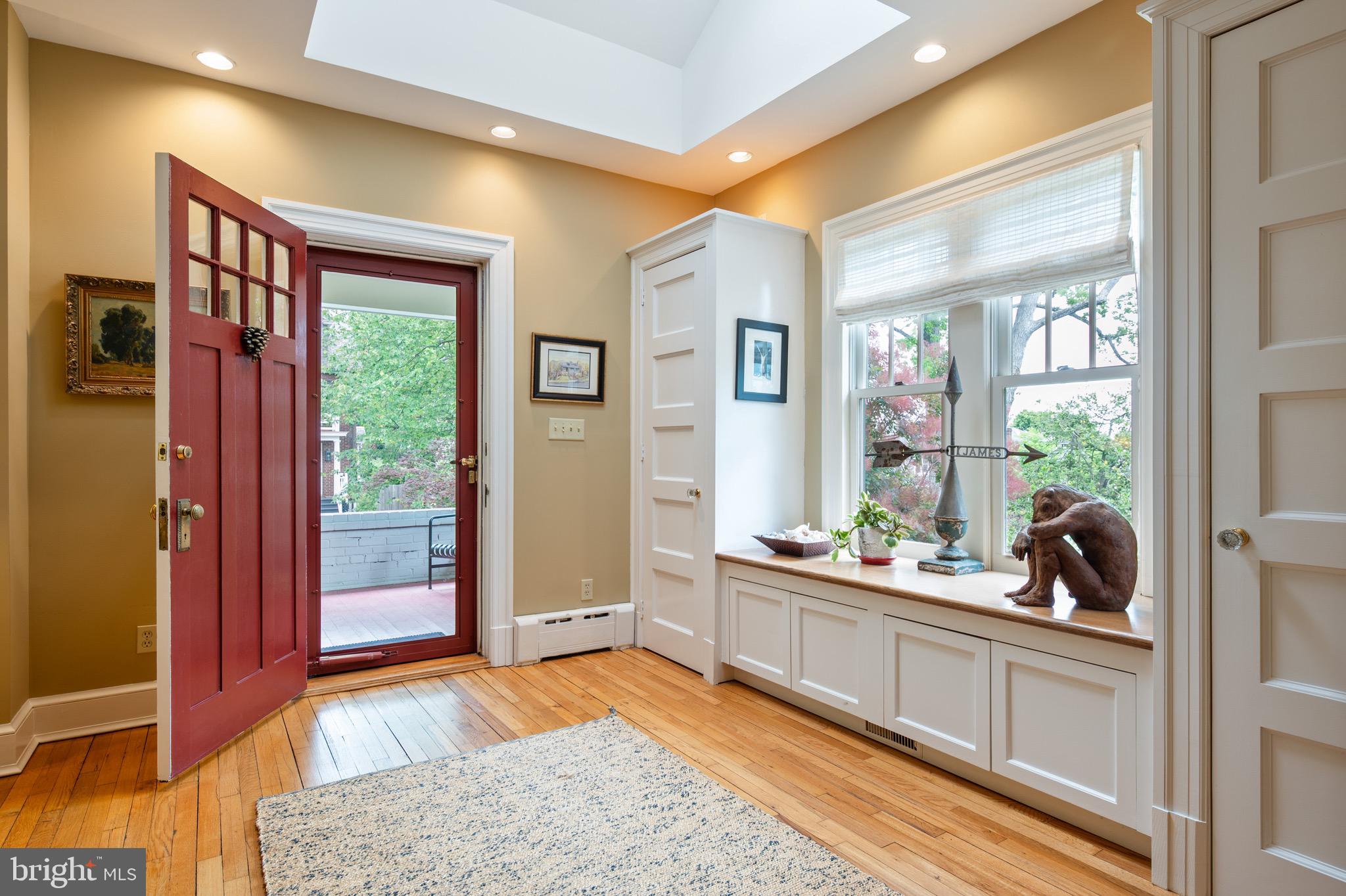 ROSEMONT - Residential