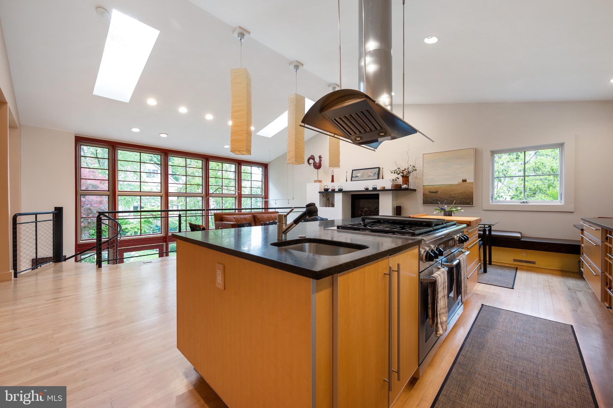 ROSEMONT - Residential