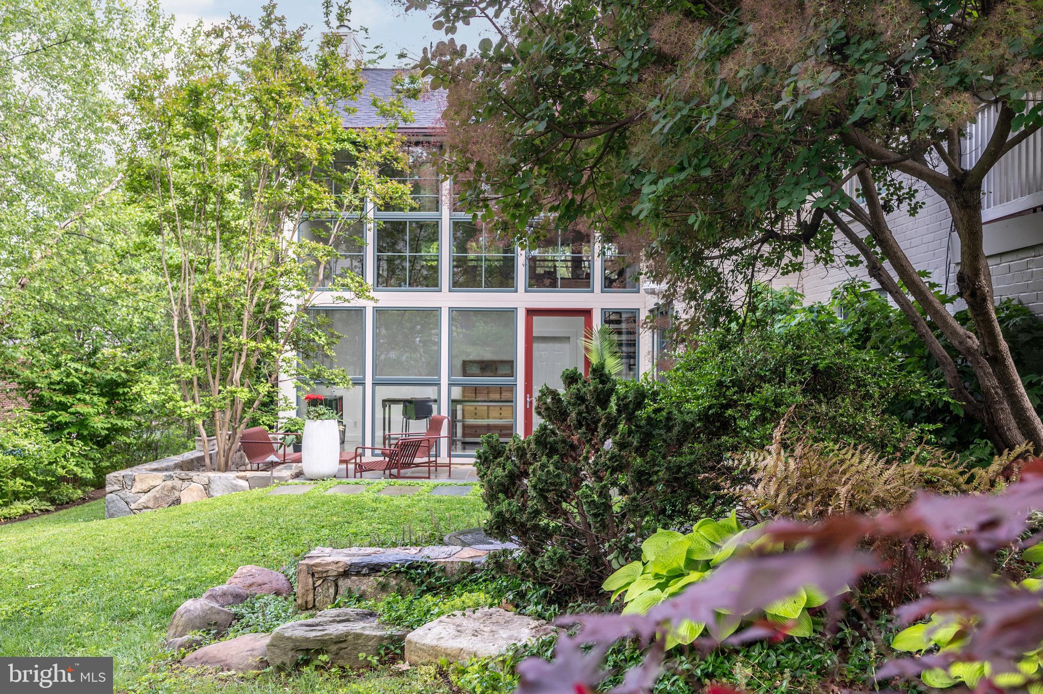 ROSEMONT - Residential