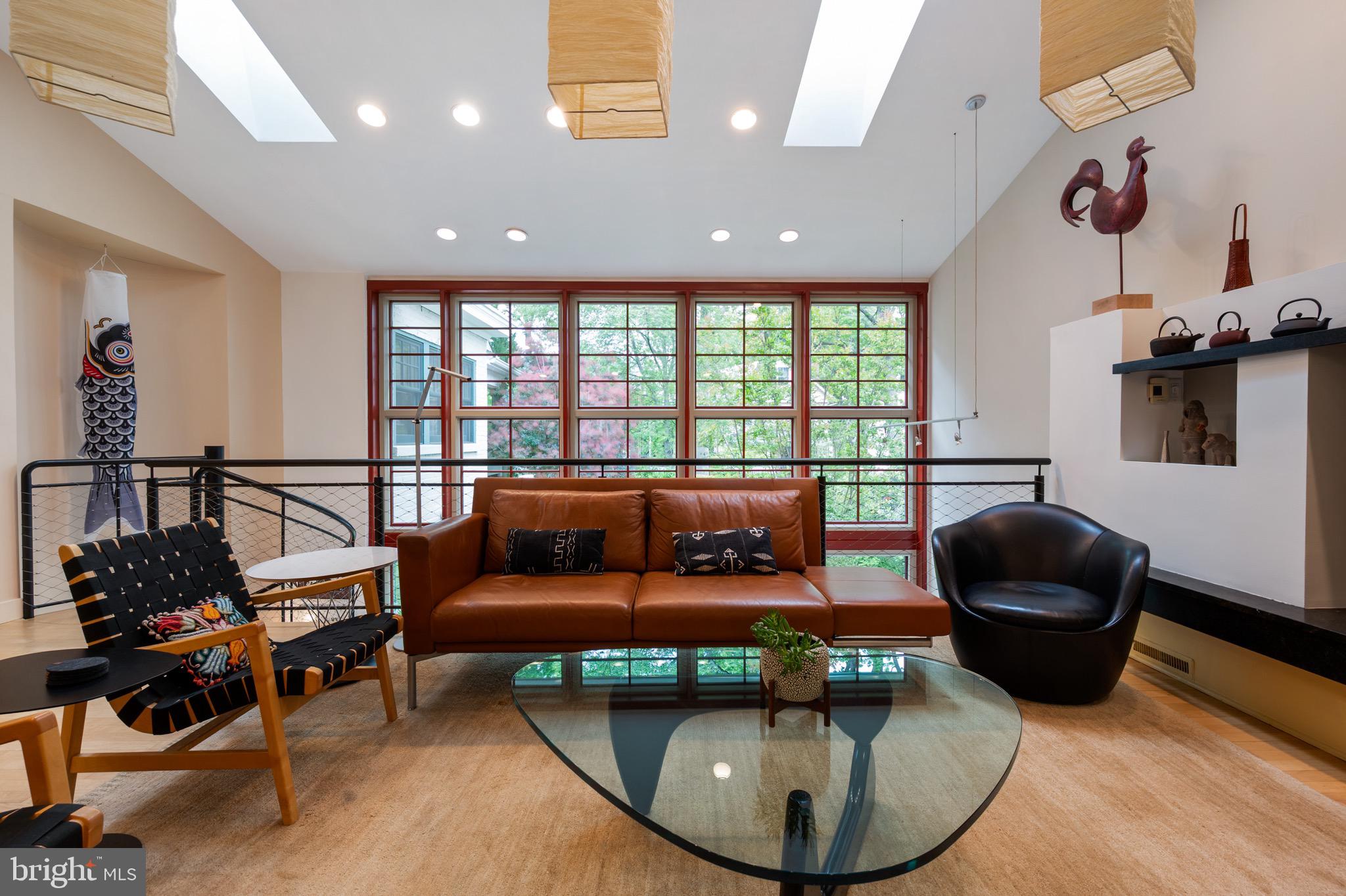 ROSEMONT - Residential