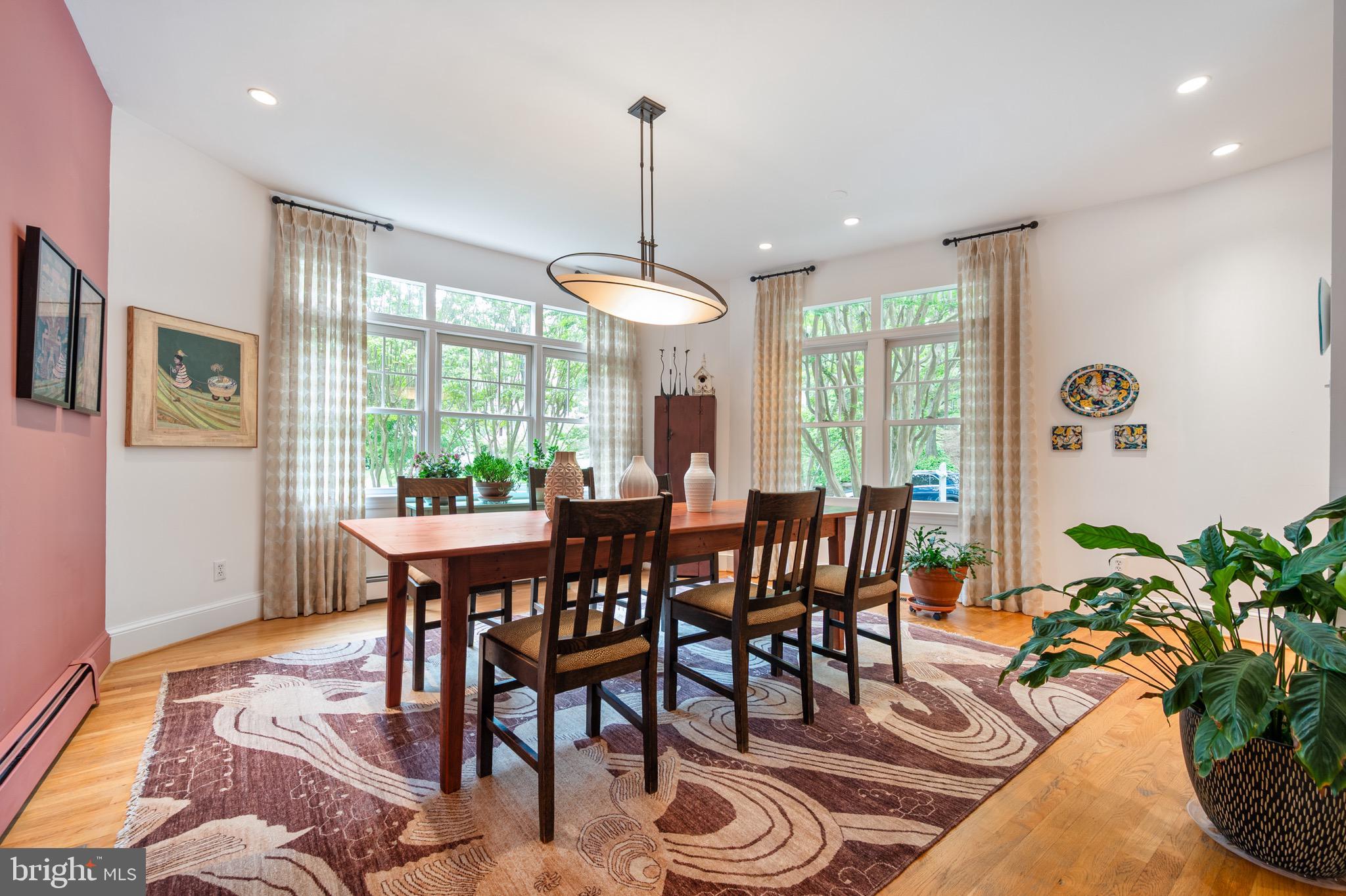 ROSEMONT - Residential