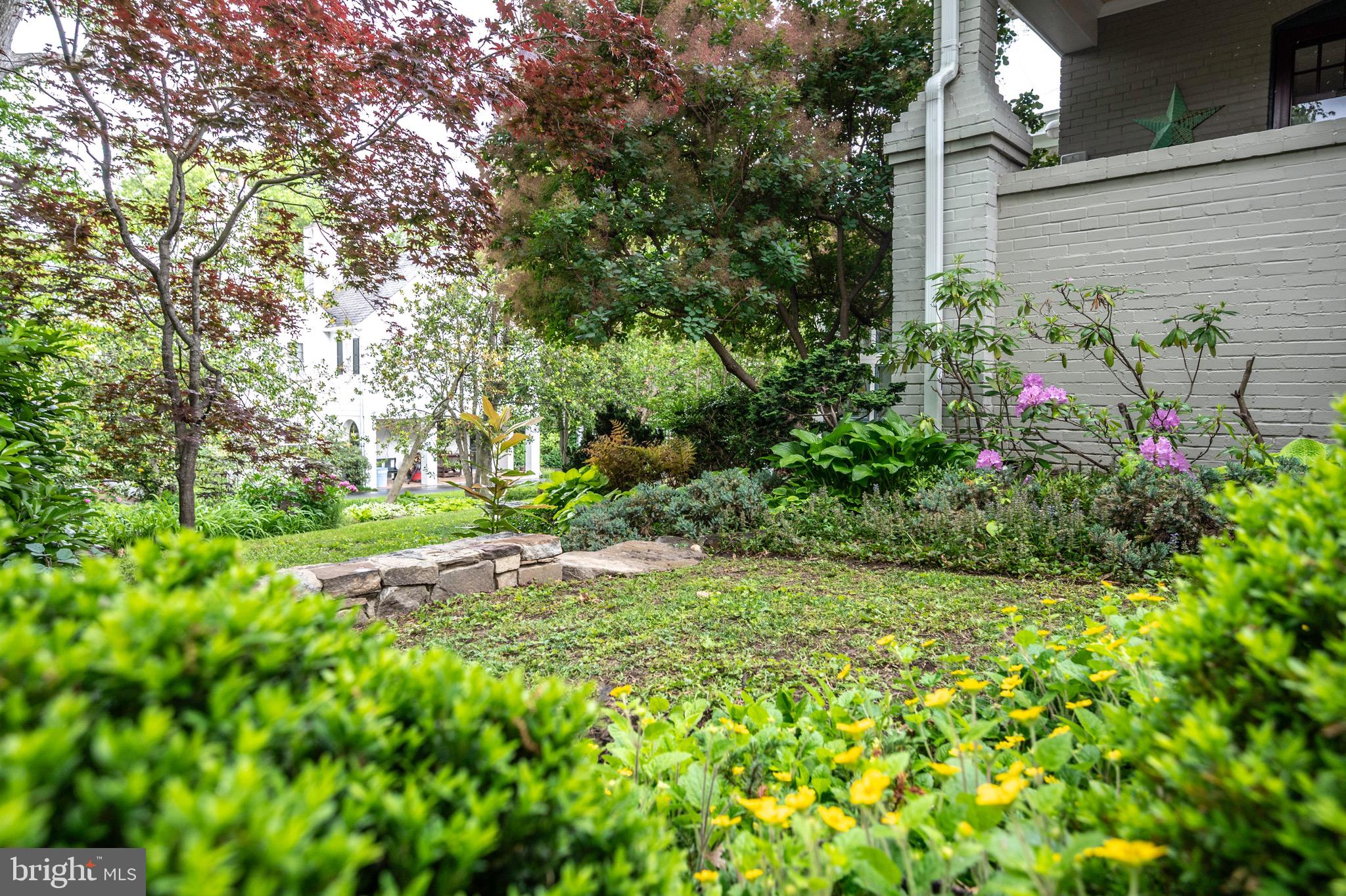 ROSEMONT - Residential