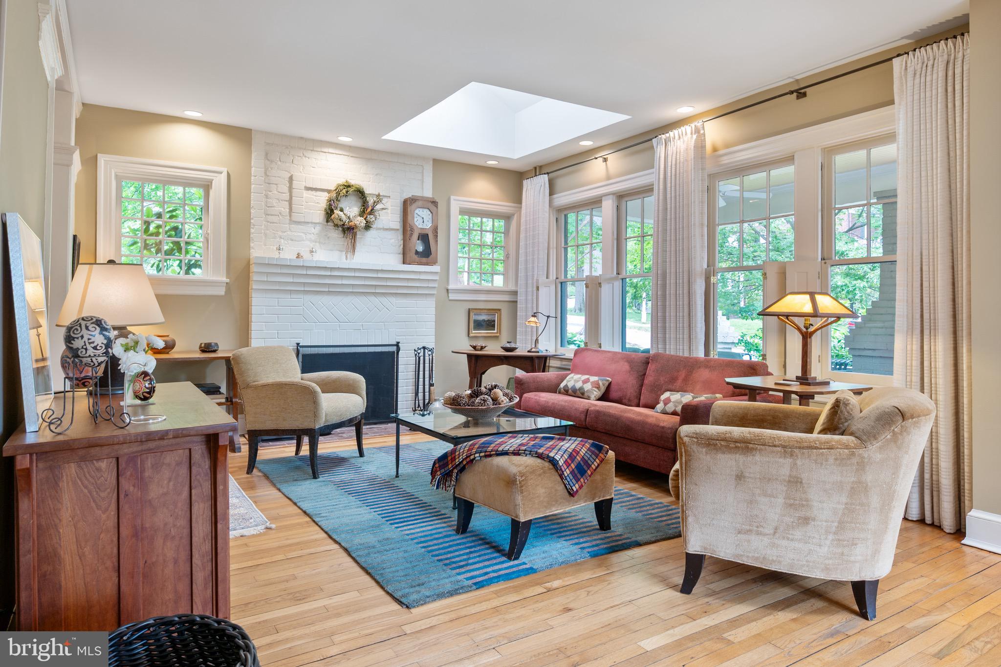 ROSEMONT - Residential