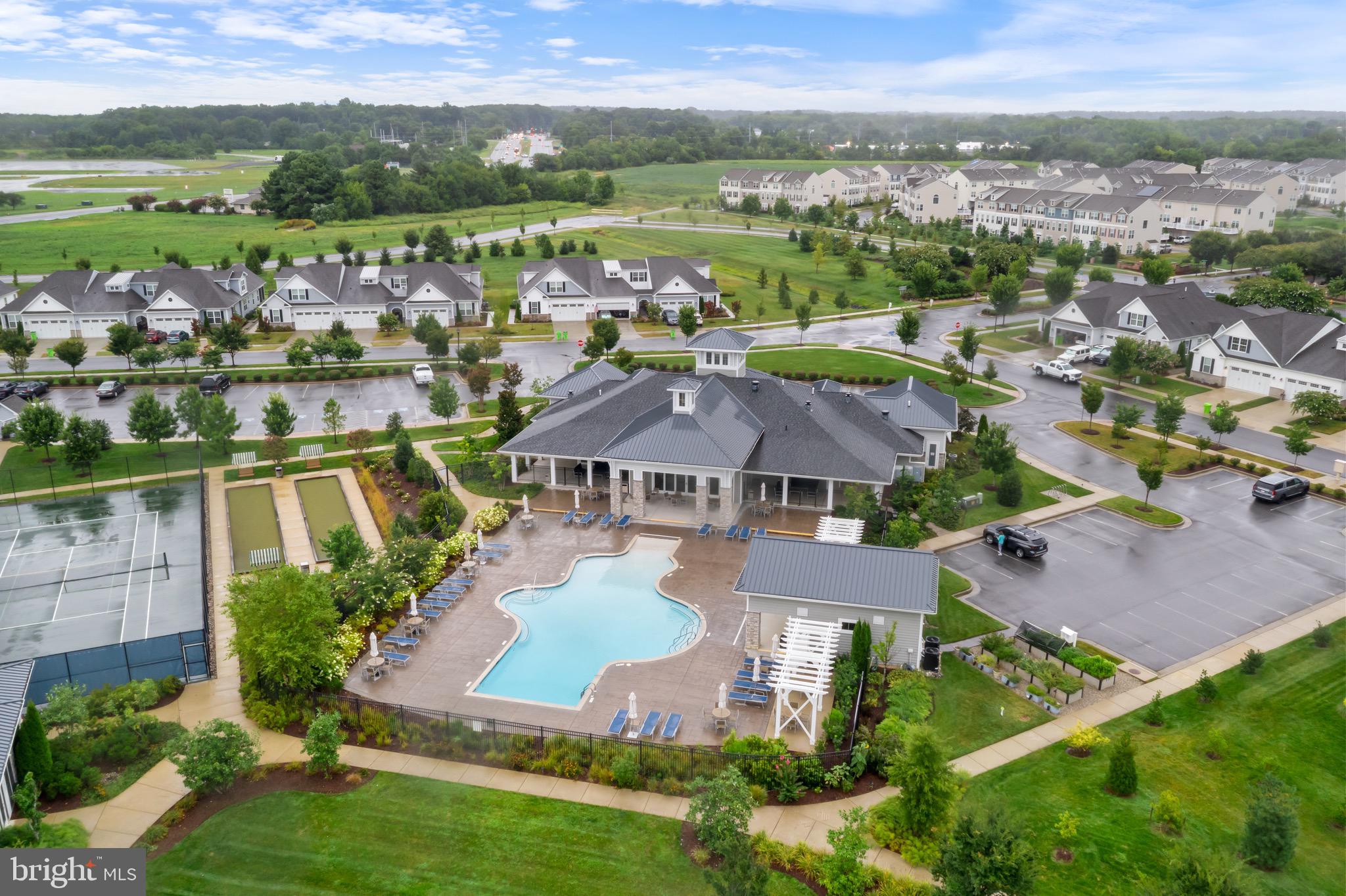 BAY BRIDGE COVE - Residential