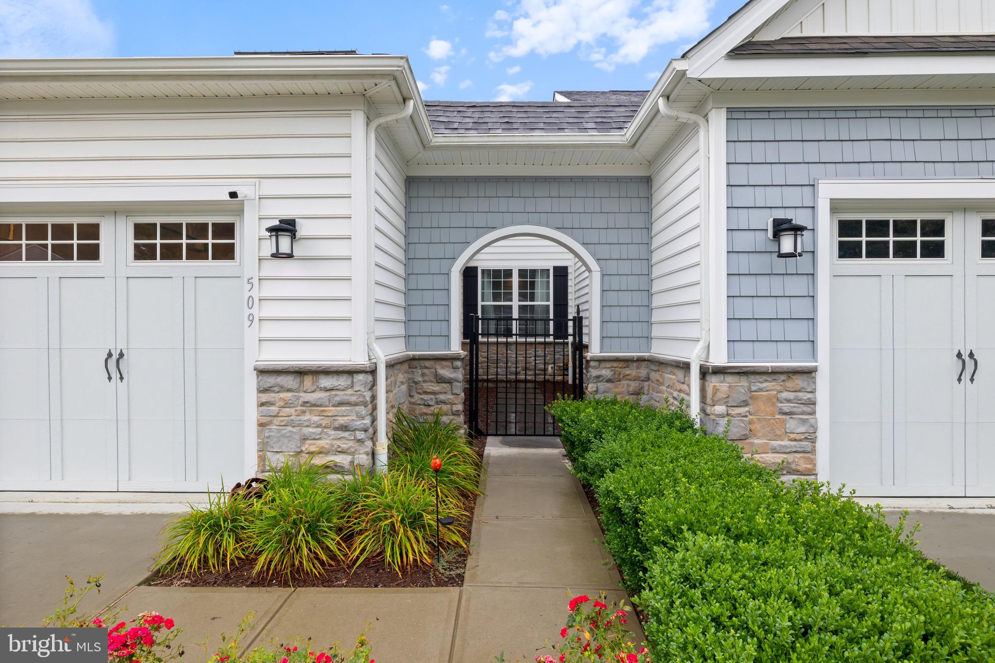 BAY BRIDGE COVE - Residential