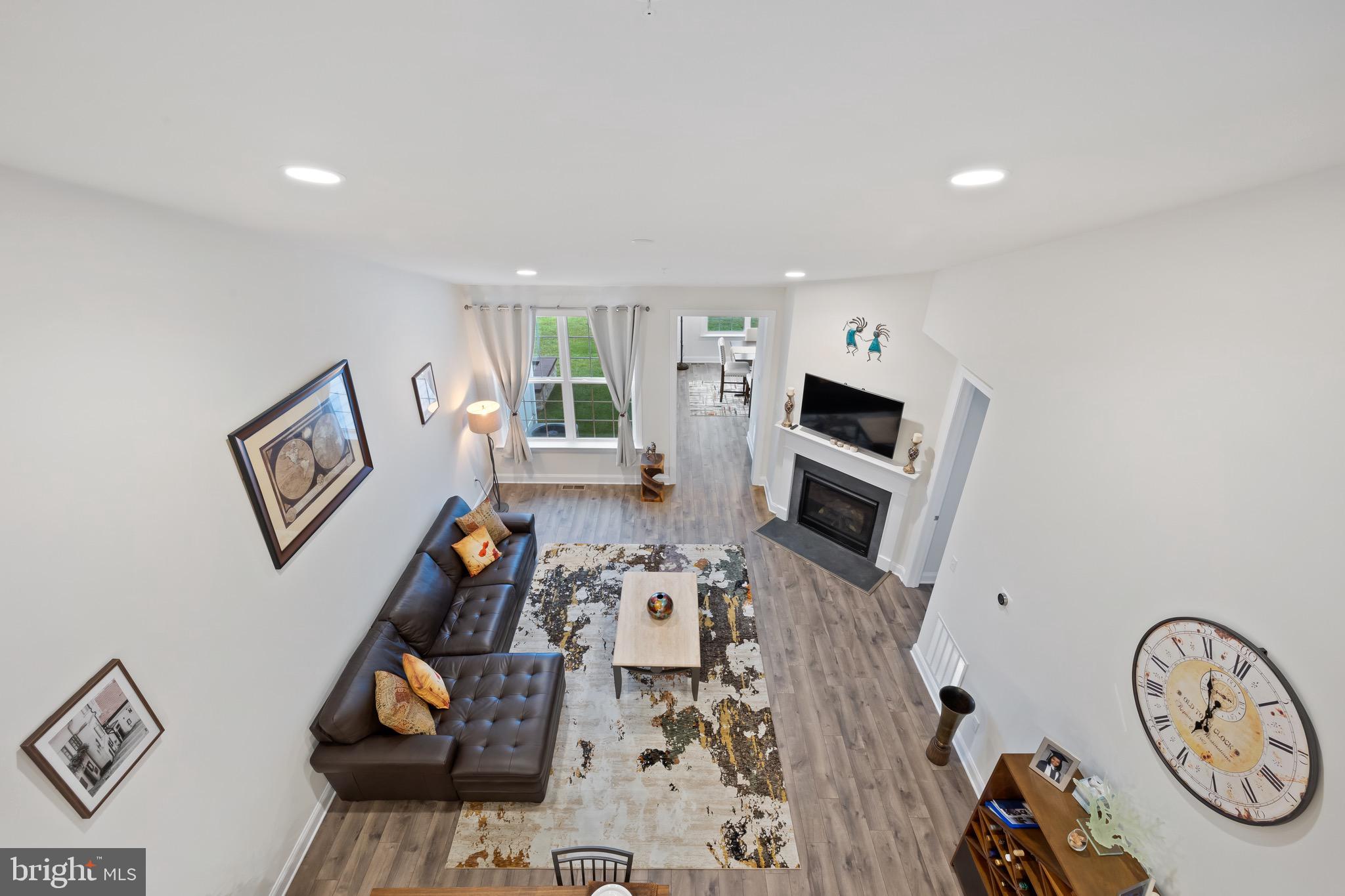 BAY BRIDGE COVE - Residential