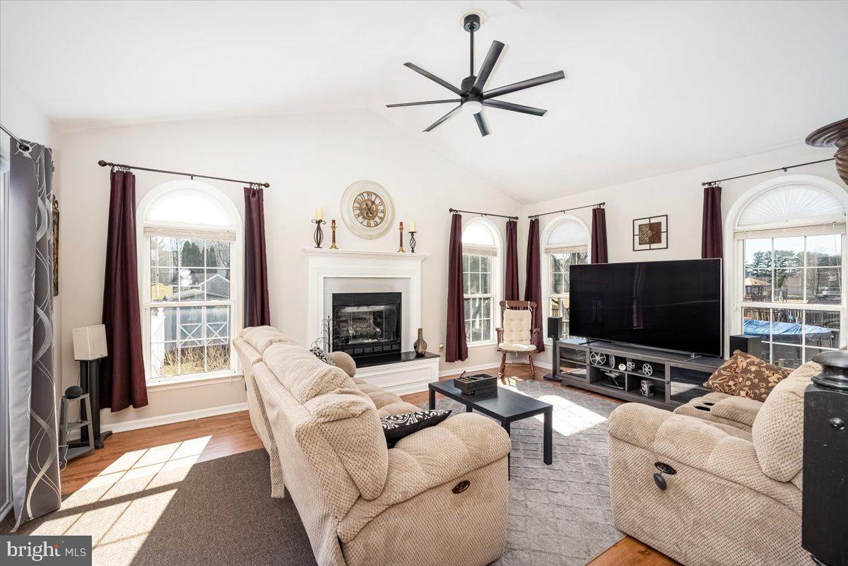 COPPERFIELD - Residential