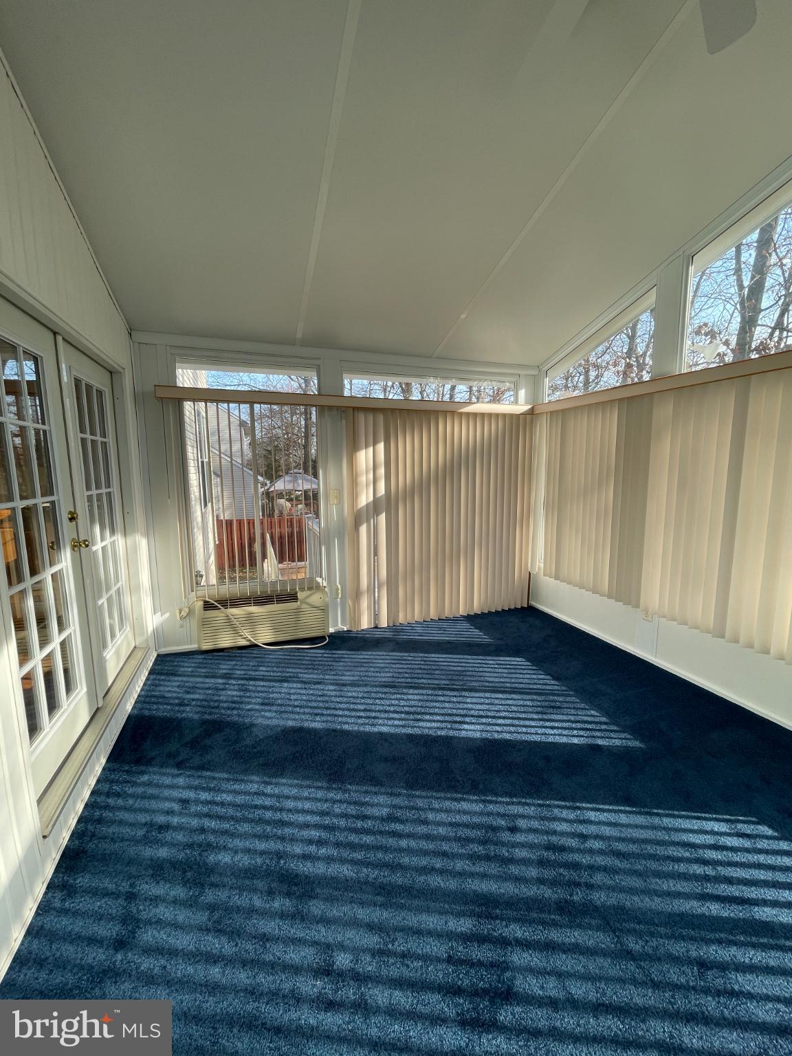 DISNEY ESTATES - Residential