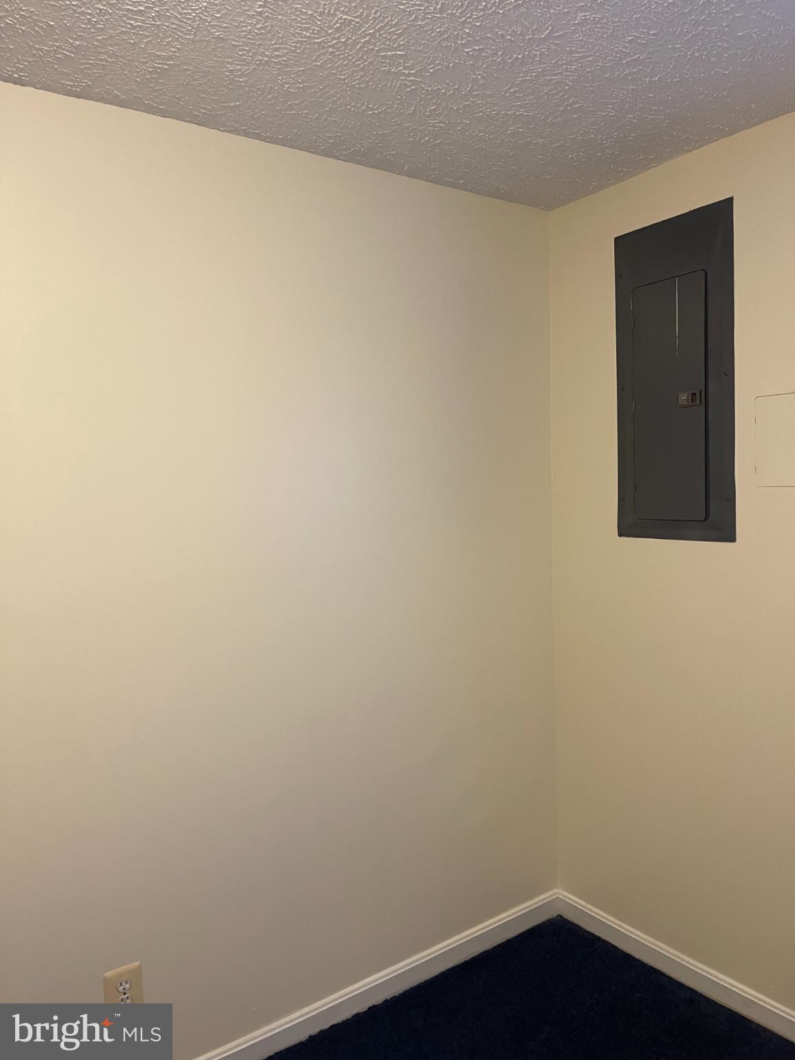 DISNEY ESTATES - Residential