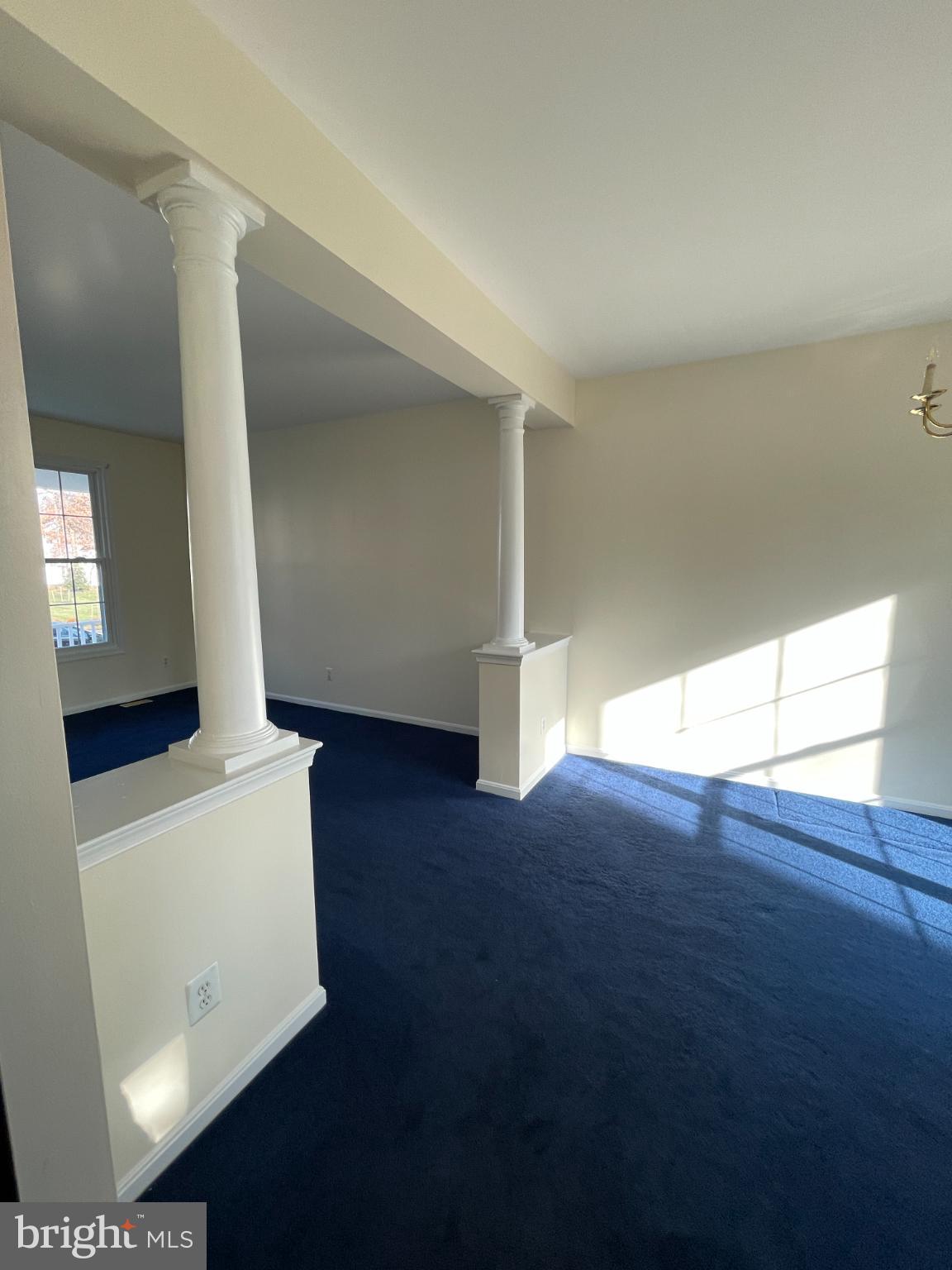 DISNEY ESTATES - Residential