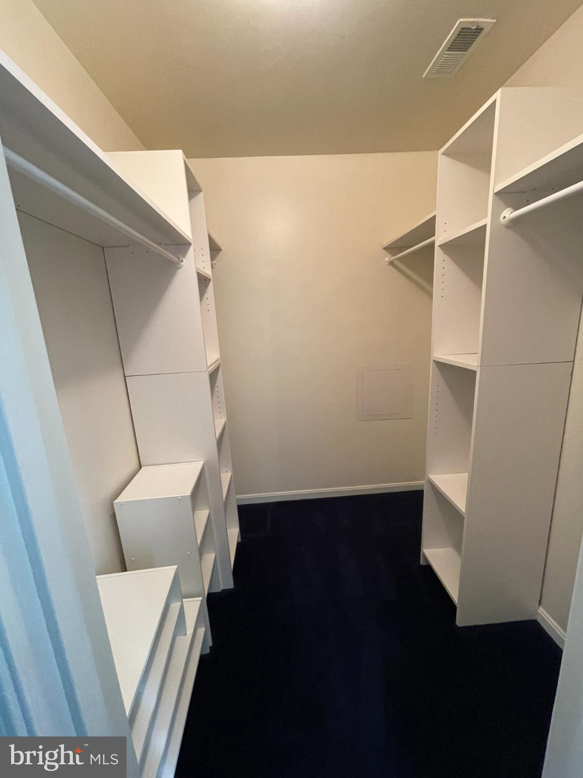 DISNEY ESTATES - Residential