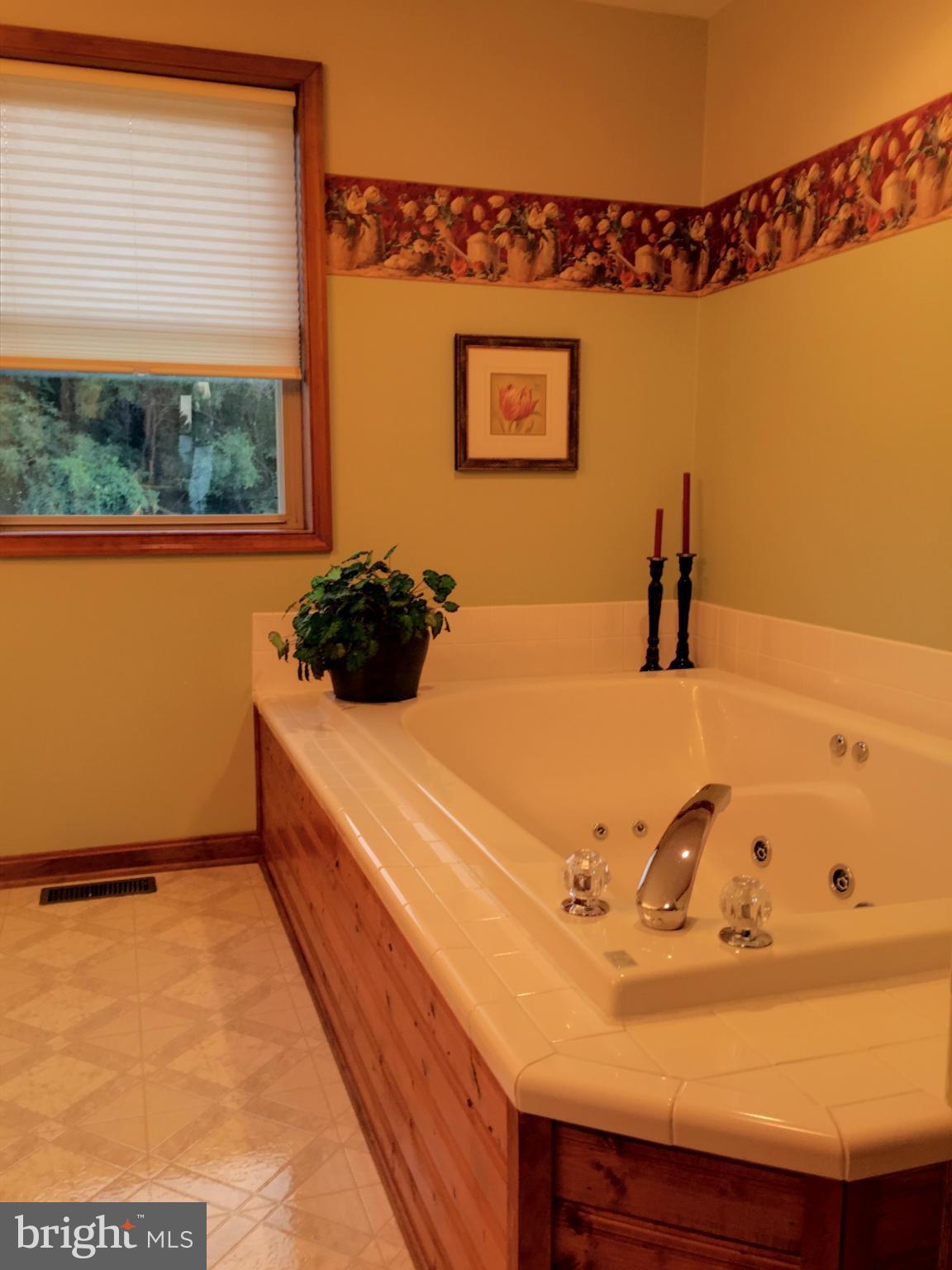 NORTH GUILFORD - Residential