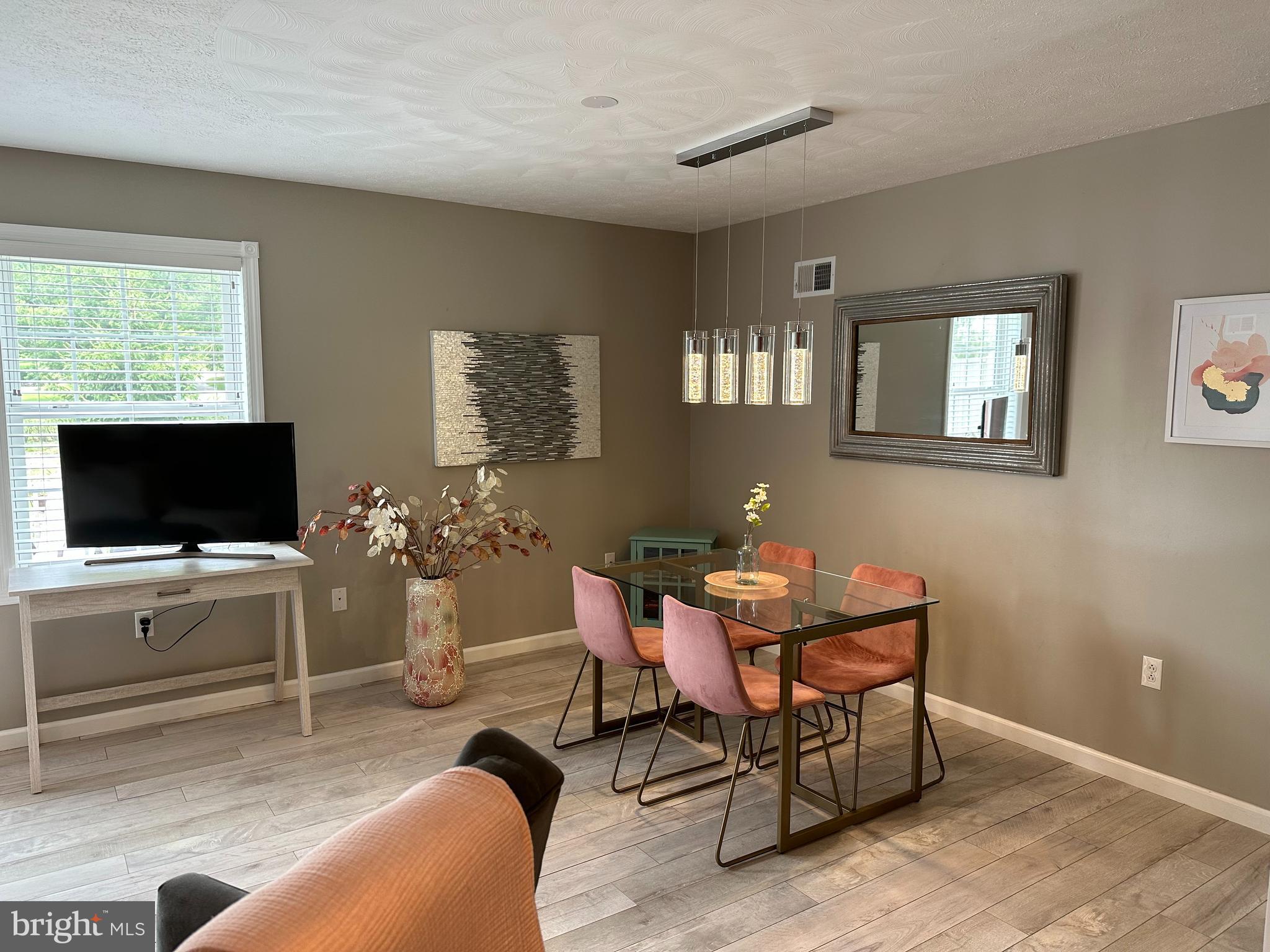 SCOTCH VALLEY - Residential