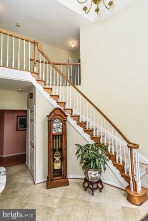 CROSSPOINTE - Residential