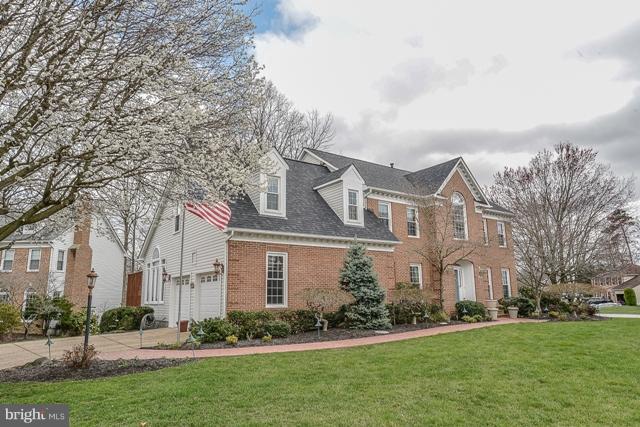 CROSSPOINTE - Residential